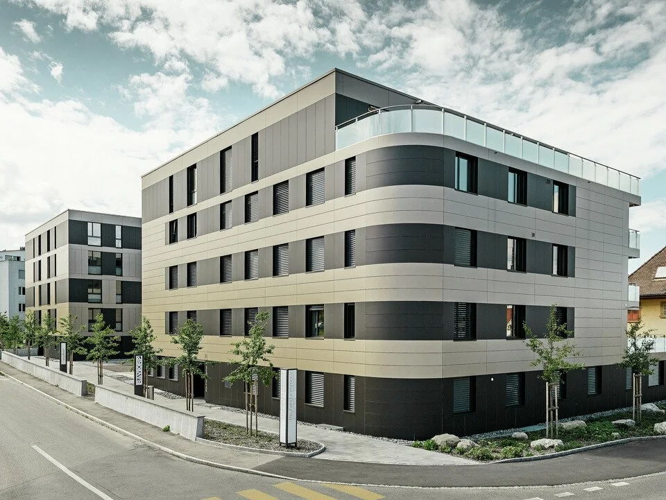 csm_PREFA-Sonnmatt-Mehrfamilienhaus-Aluminium-Verbundplatte02_05f6e04ce3.jpg