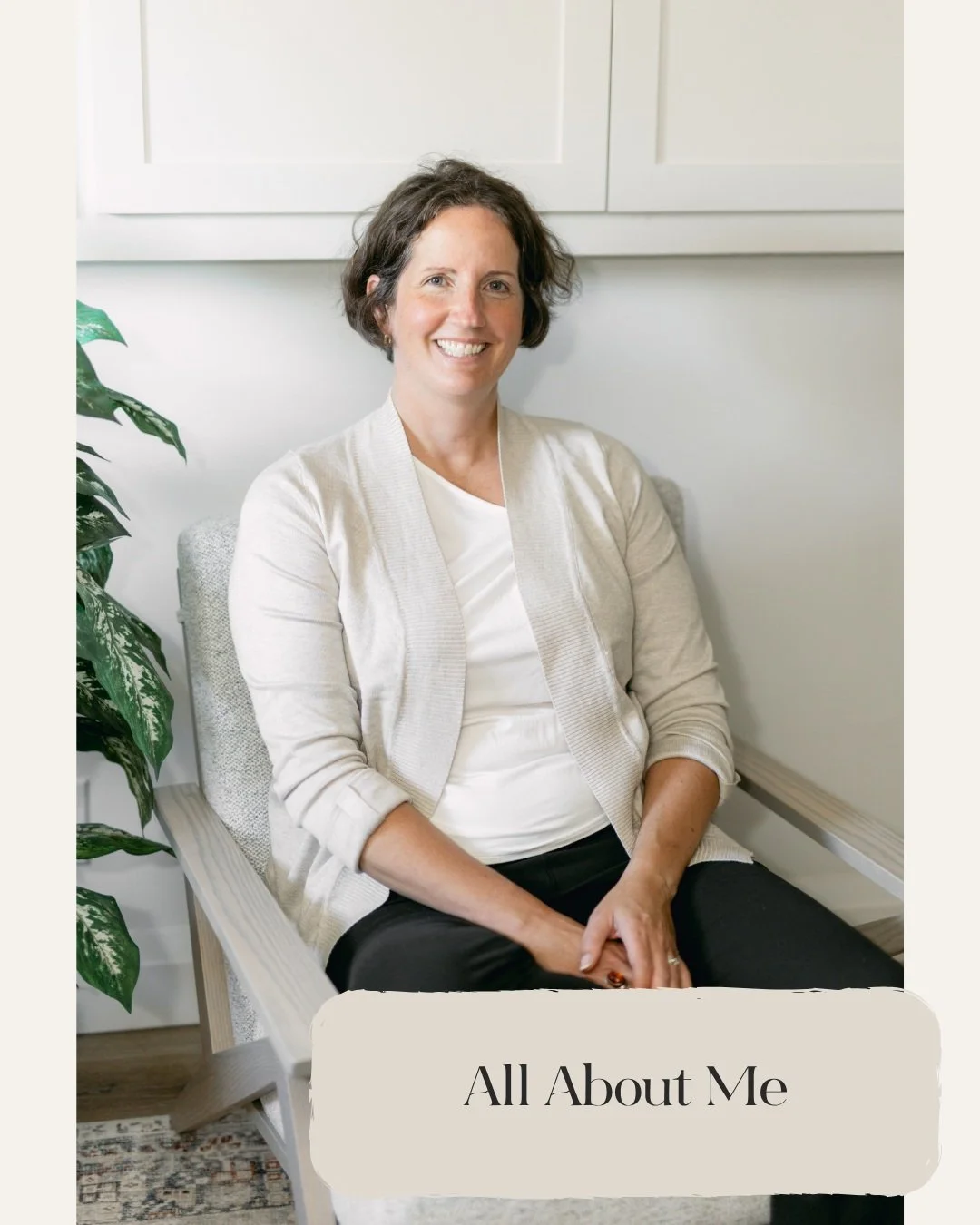 Clare Mitchell is the founder of Creating Clarety, a leadership + workplace wellness facilitation practice dedicated to helping leaders, businesses and communities cultivate greater calm, clarity and resilience through breathwork and nervous system r