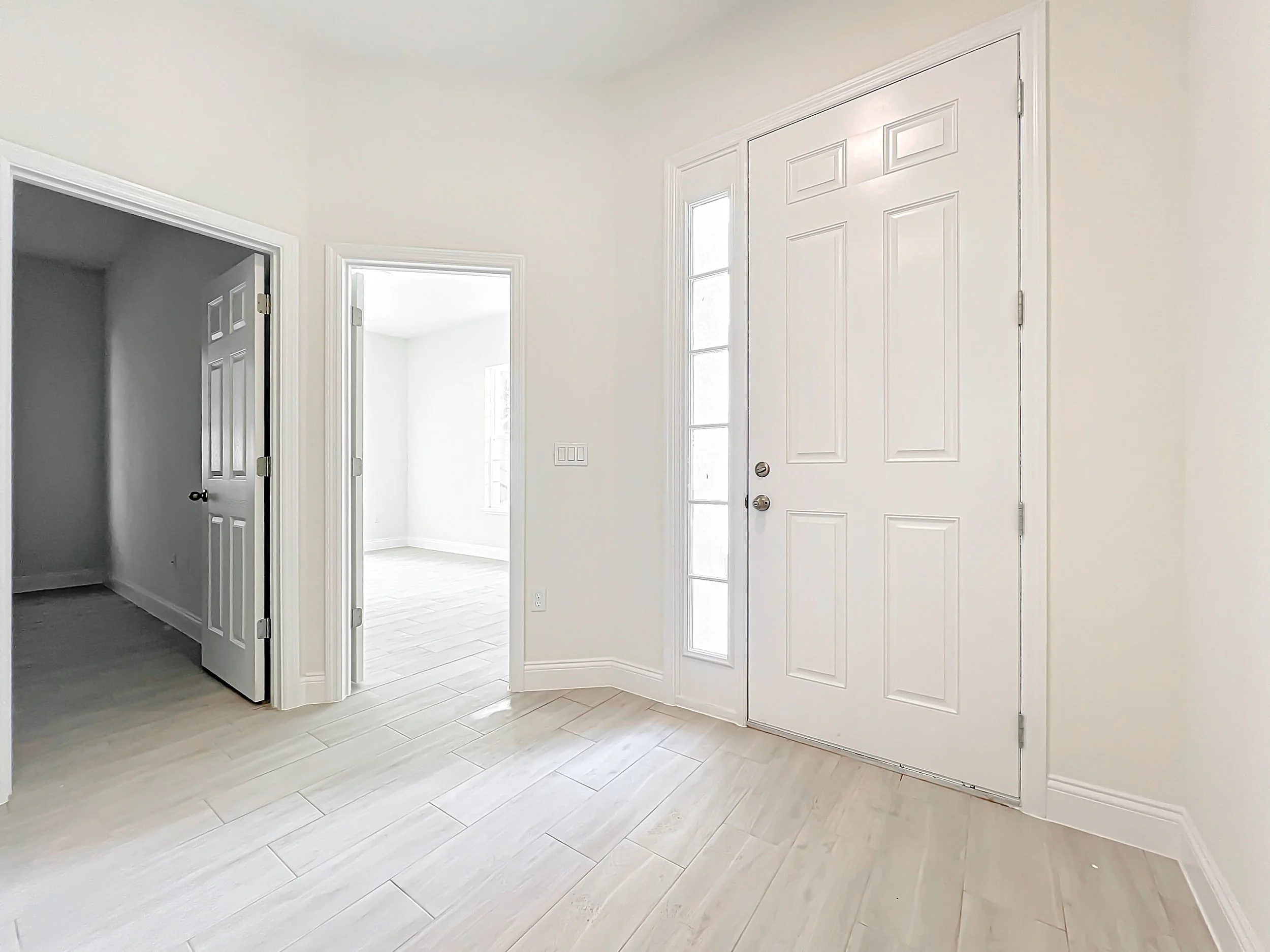 341 Bahia Circle-7.jpg