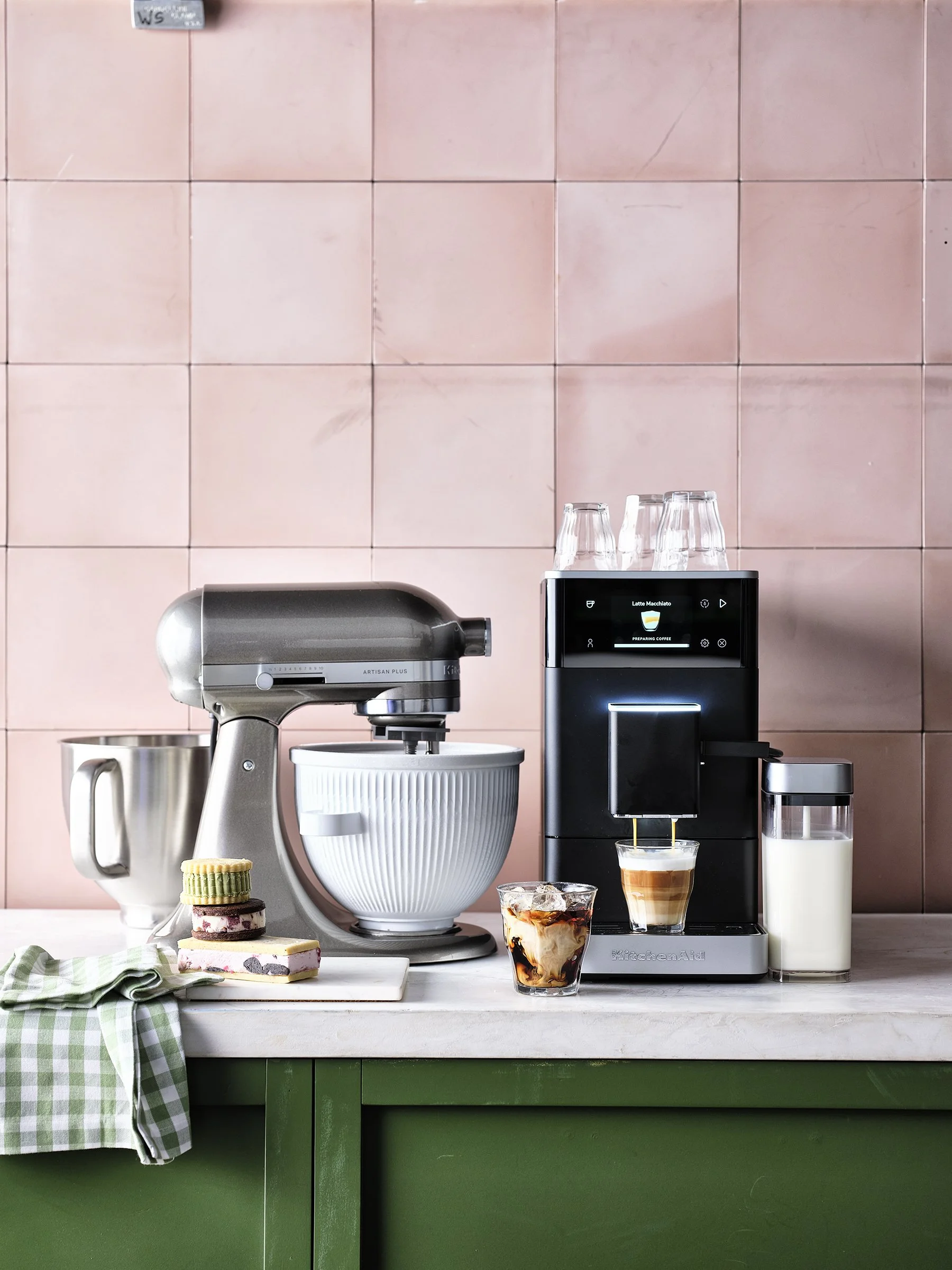 VFGG_KITCHENAID_B26_EV_MACHINES_2558.jpg