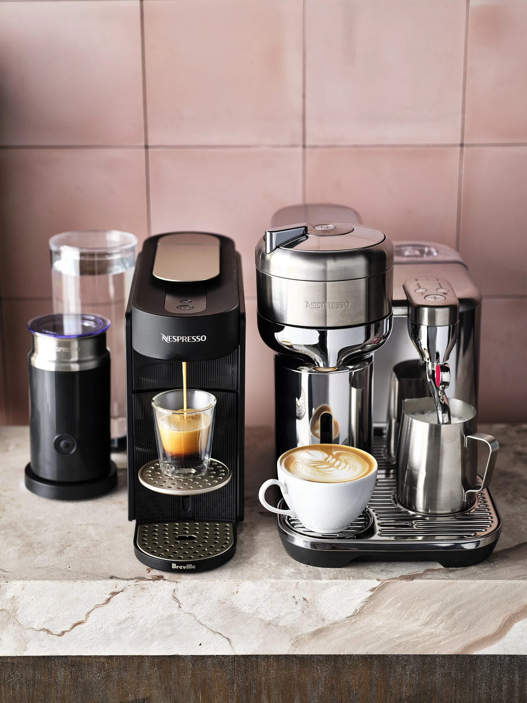 VFGG_NESPRESSO_B26_CV_MACHINES_0981_alt_1.jpg