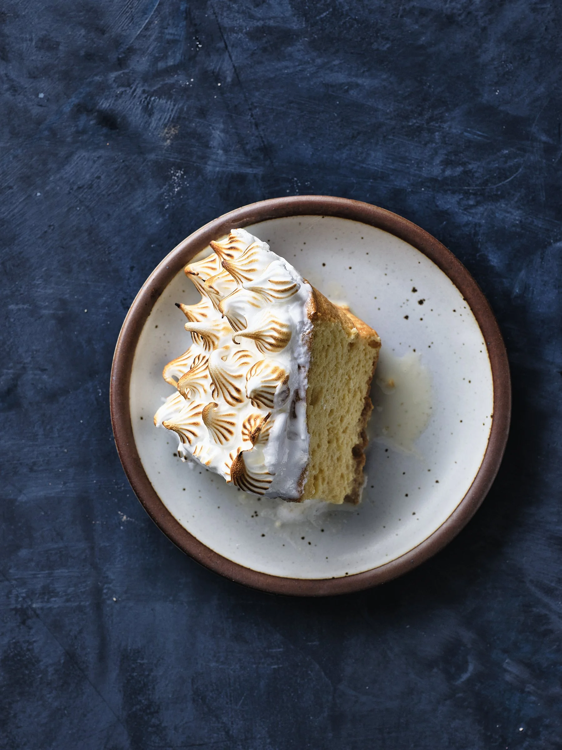 VFGG_LE_CREUSET_B26_SV_TRES_LECHES_CAKE_2222.jpg