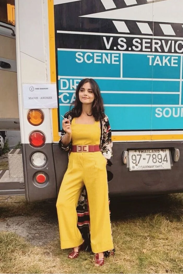 The best outfits from “The Serpent” BBC 