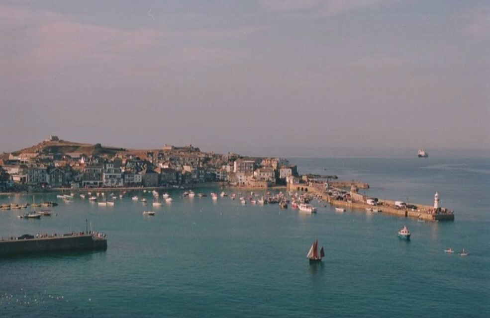 a hazy summer afternoon in the harbour 🎞️