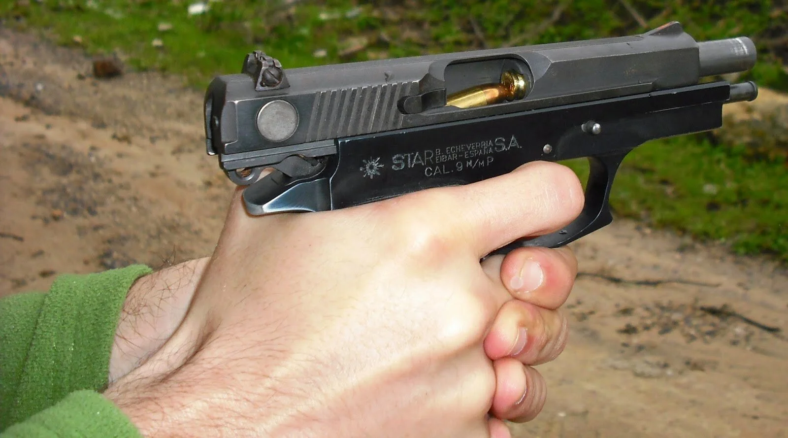 Imputan por homicidio a comerciante que enfrentó con su arma a la guerrilla urbana que intentaba saquear su local