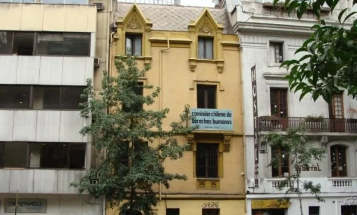 Lobby de derechos humanos busca protagonismo querellándose contra Piñera, Víctor Pérez y el General Rozas