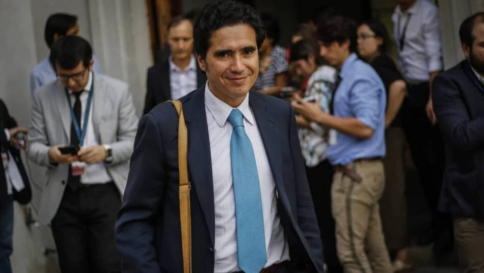 ¿Qué tan defendible es el ministro Ignacio Briones?