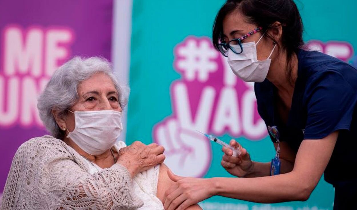Un reporte de Jp Morgan , empresa de análisis financiero, proyectó que Chile podría ser el primer país emergente en el mundo en lograr la inmunidad colectiva contra el coronavirus.