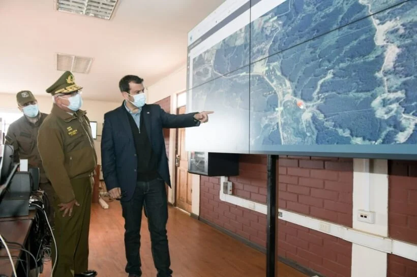 Carabineros, la PDI, el Ejército y el intendente de cada región además de los jefes de zona, están involucrados en la operación.