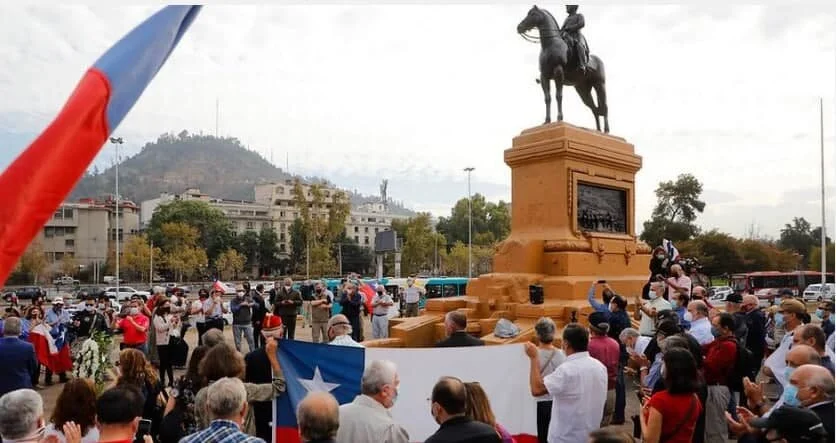 3. GENERALES EN RETIRO.jpg