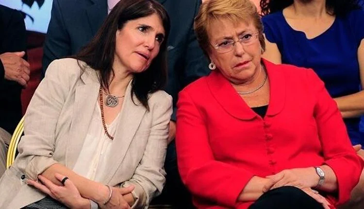 paula-narvaez-michelle-bachelet.jpg