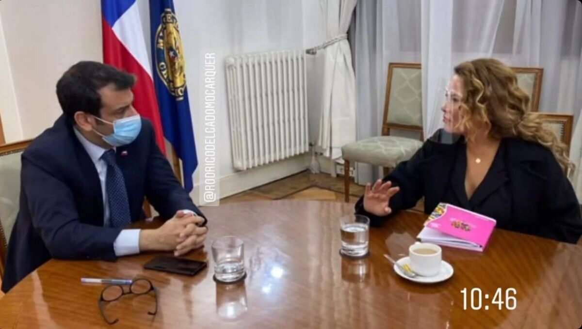La alcaldesa saliente de Maipú se reunió con el Ministro Rodrigo Delgado, según foto publicada en su cuenta instagram aunque no se dieron detalles del cónclave.