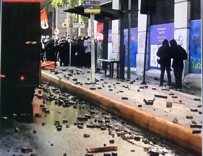 01 VIOLENCIA.jpg