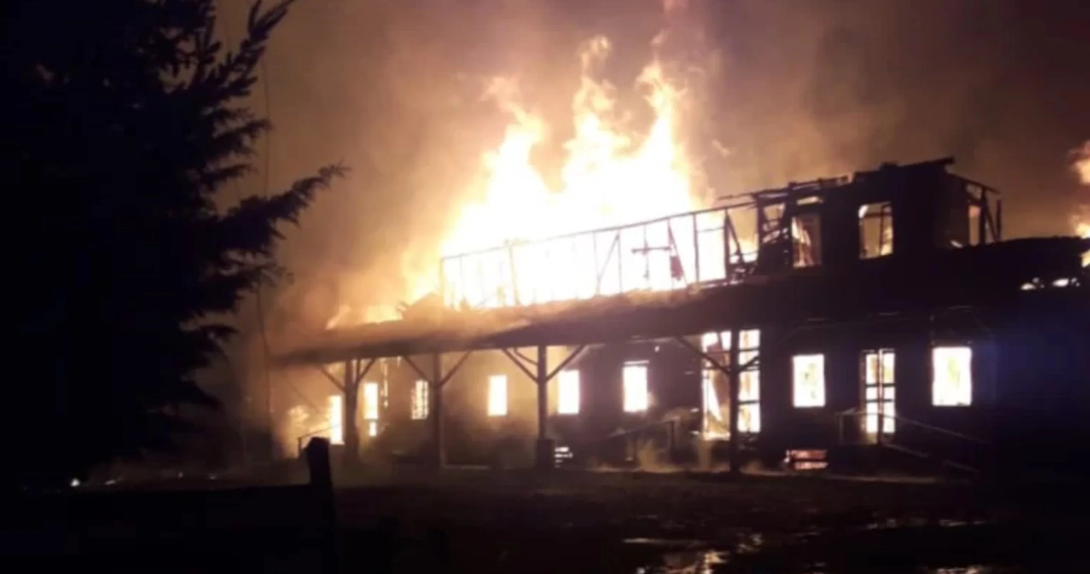 Brutal atentado indigenista en Contulmo termina con amputación de la pierna de adulto mayor y sus propiedades quemadas