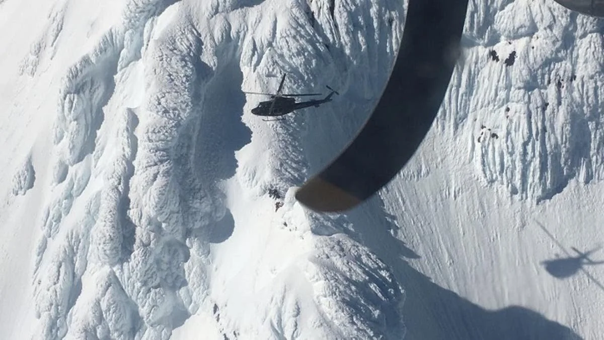 Tres militares se encuentran extraviados desde este domingo tras ascender al Volcán Puntiagudo en la región de Los Lagos