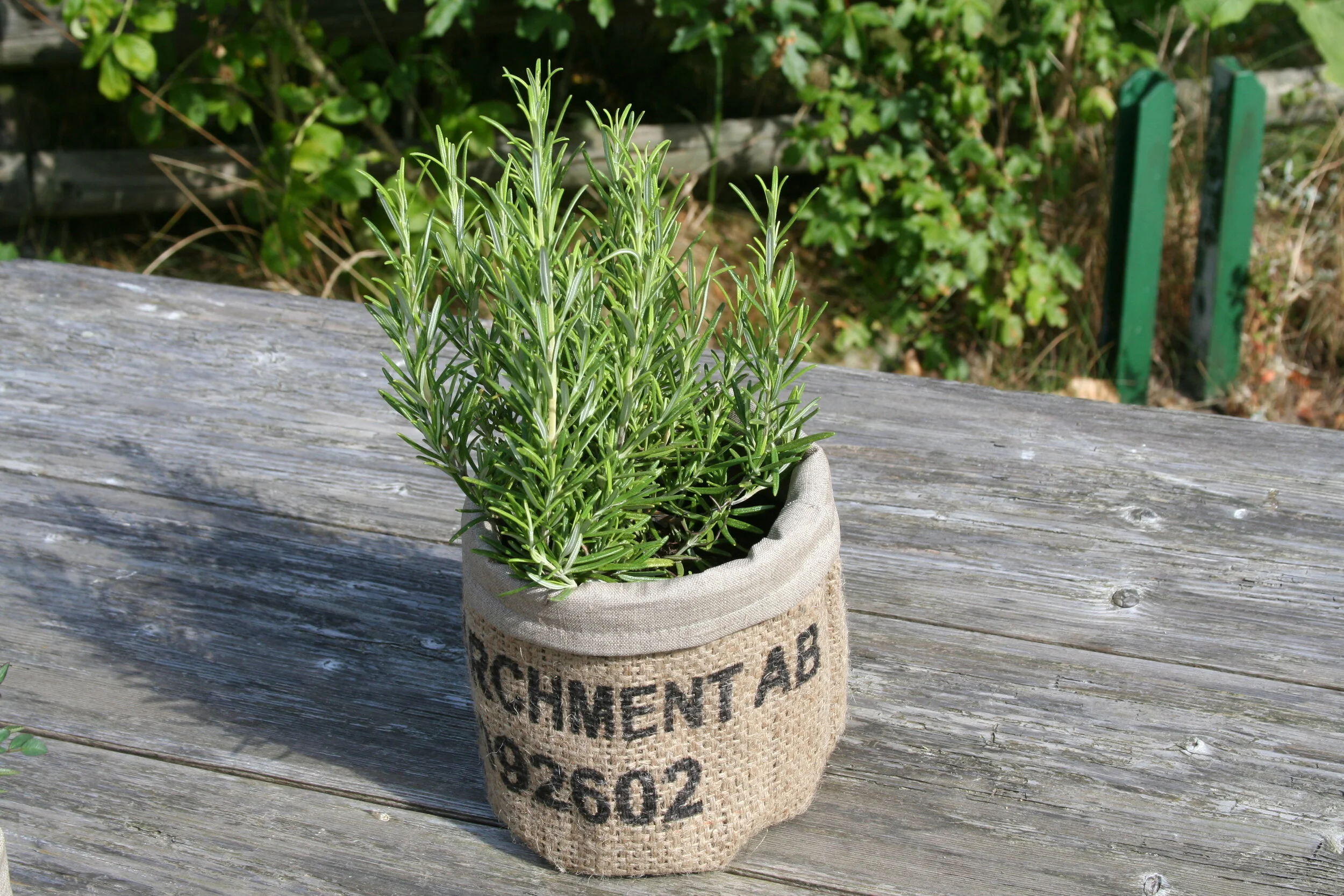 F54A0A90-4F2B-4D7A-9F48-8FD1D844A991