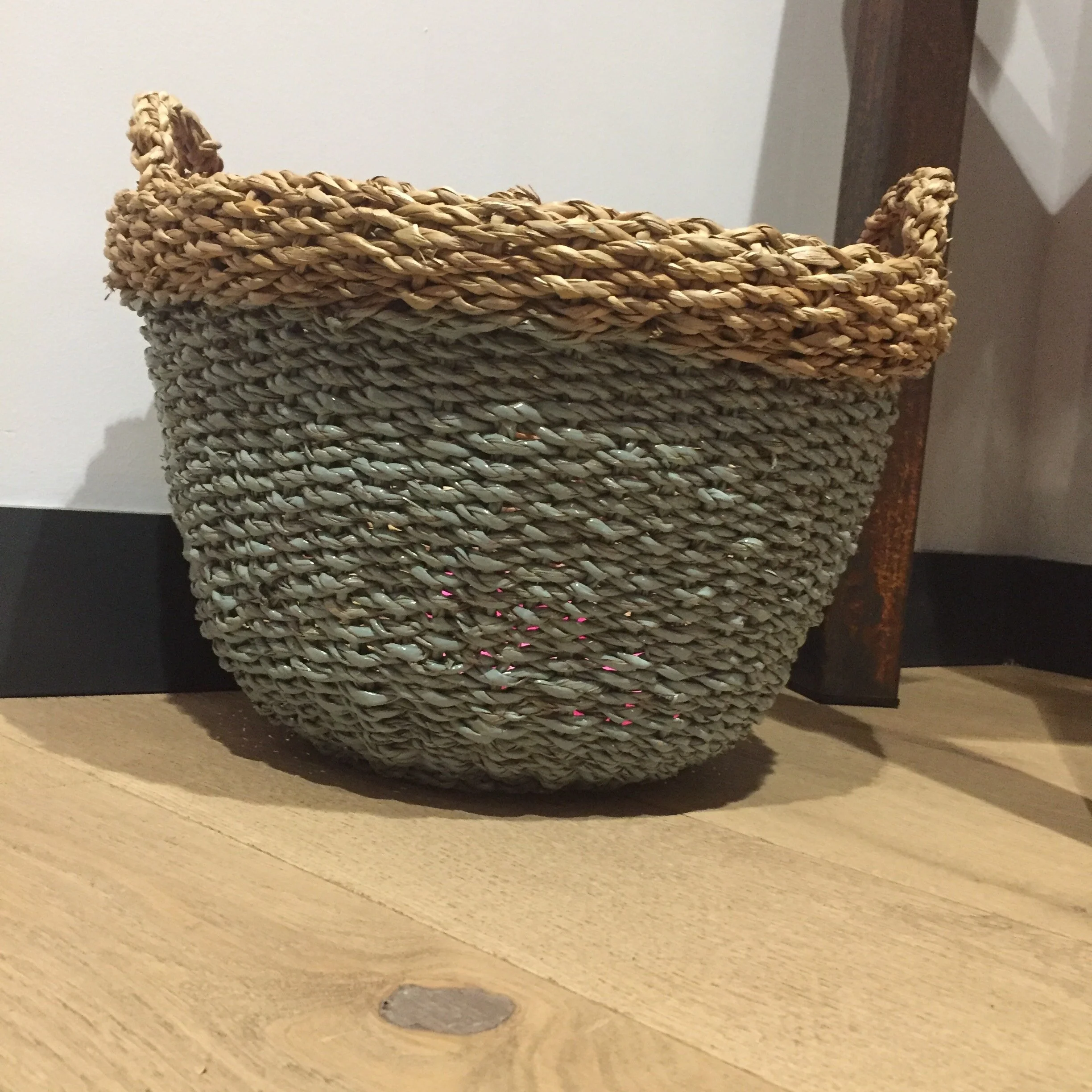 7BEB1F95-1CD1-4894-B512-8CFE919559AF