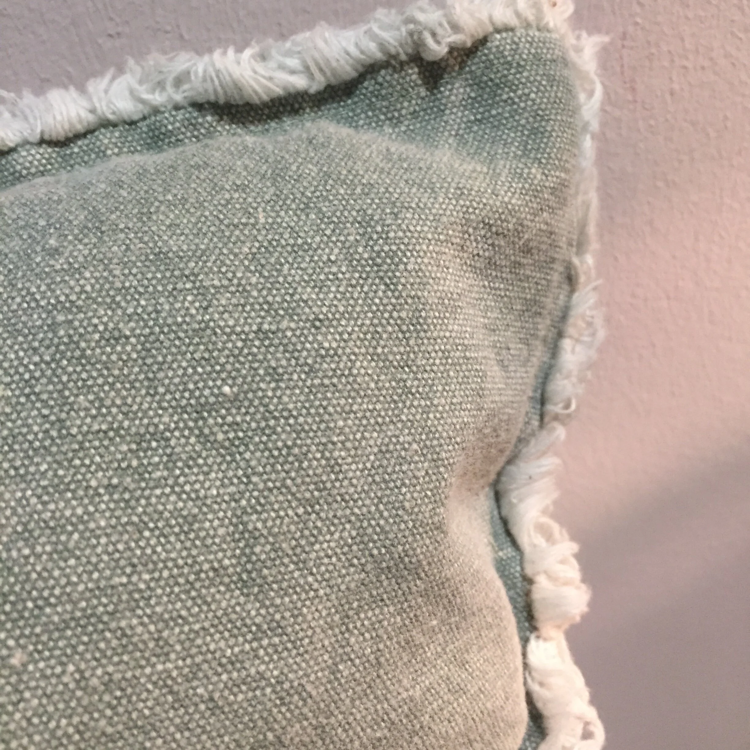 FE9A27B2-A489-4AF6-AFC4-15FFECB3C9DD