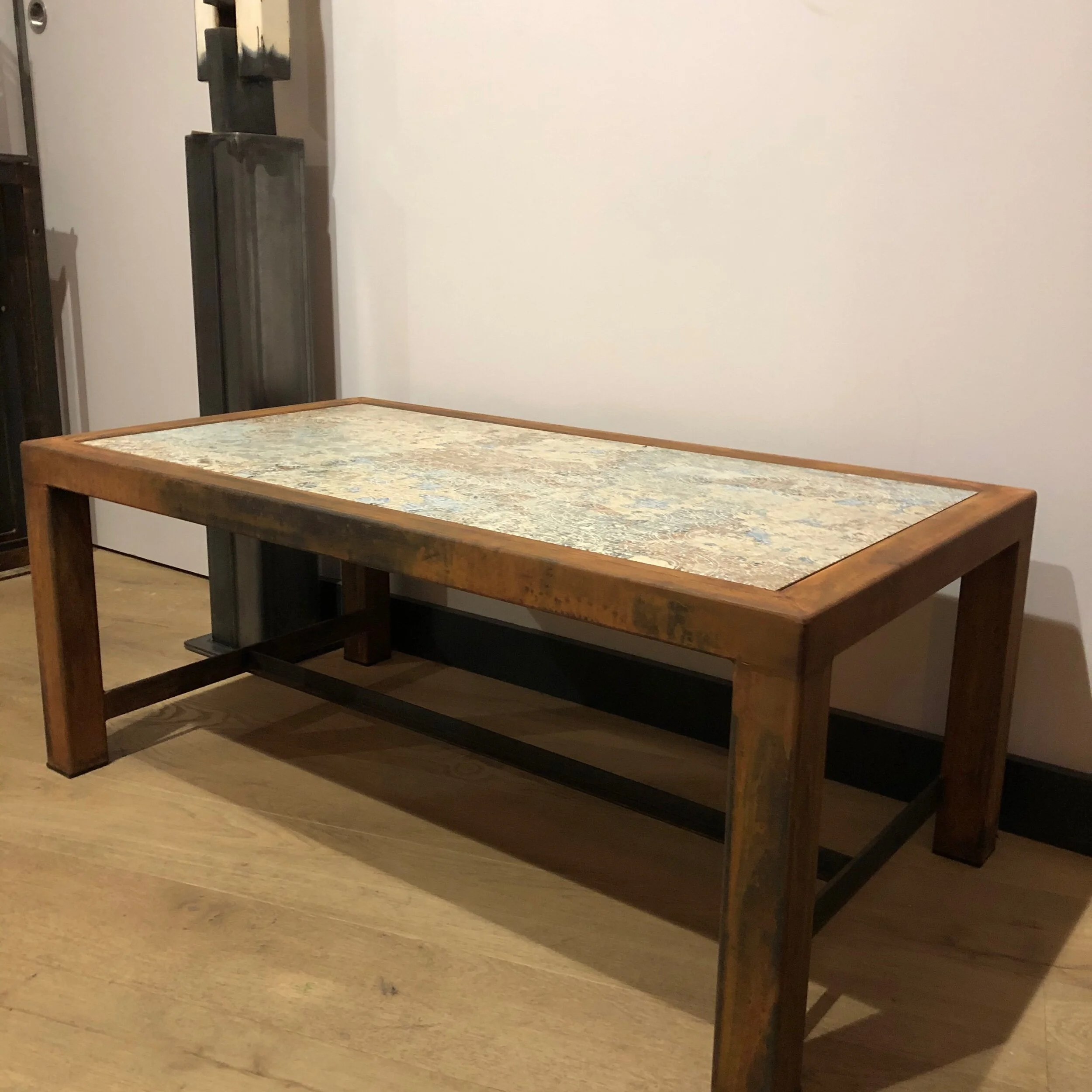 01468E90-3E8B-411A-A580-DA901A4E8B7B