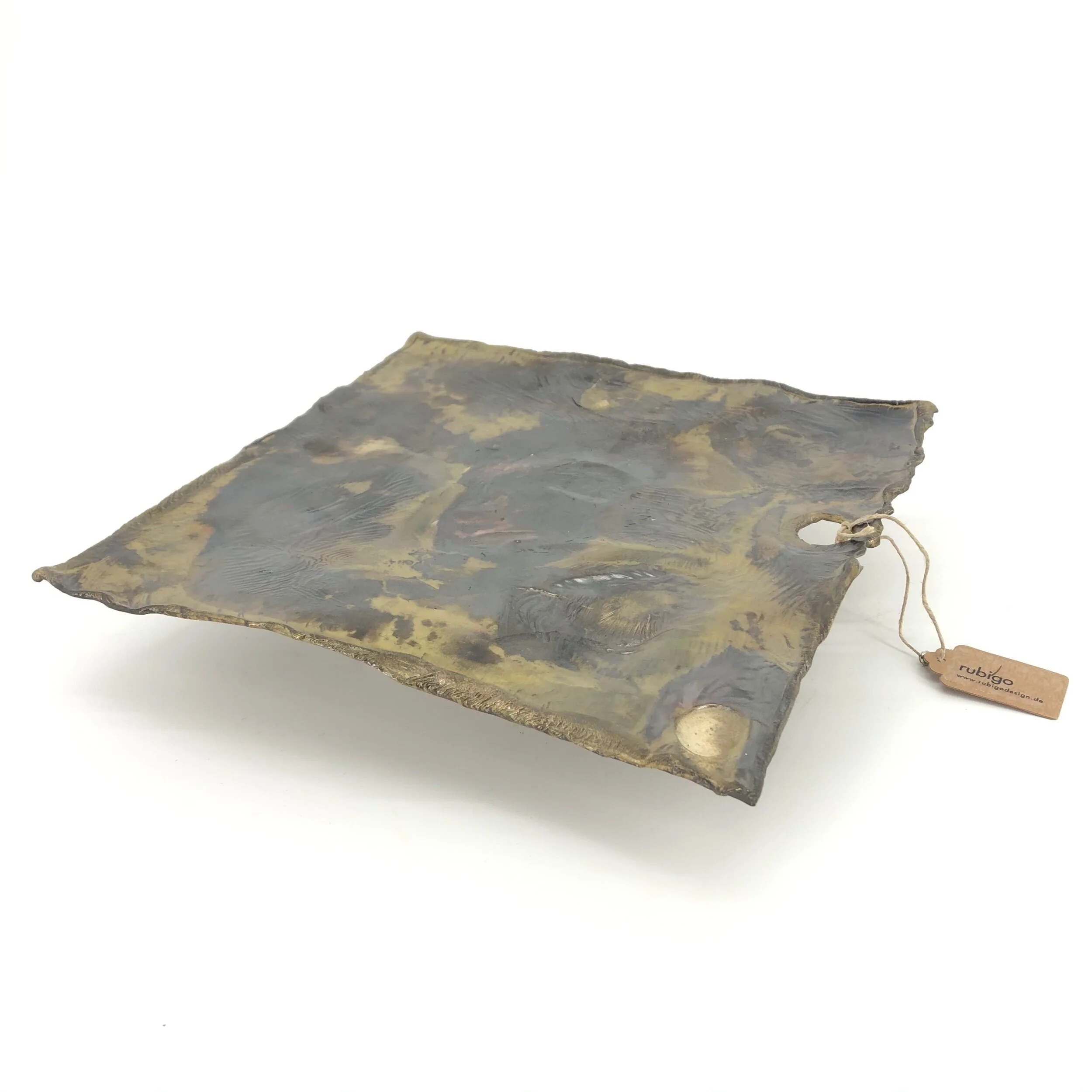 63D5584F-23CC-4B2F-A049-DE0D6855A38C