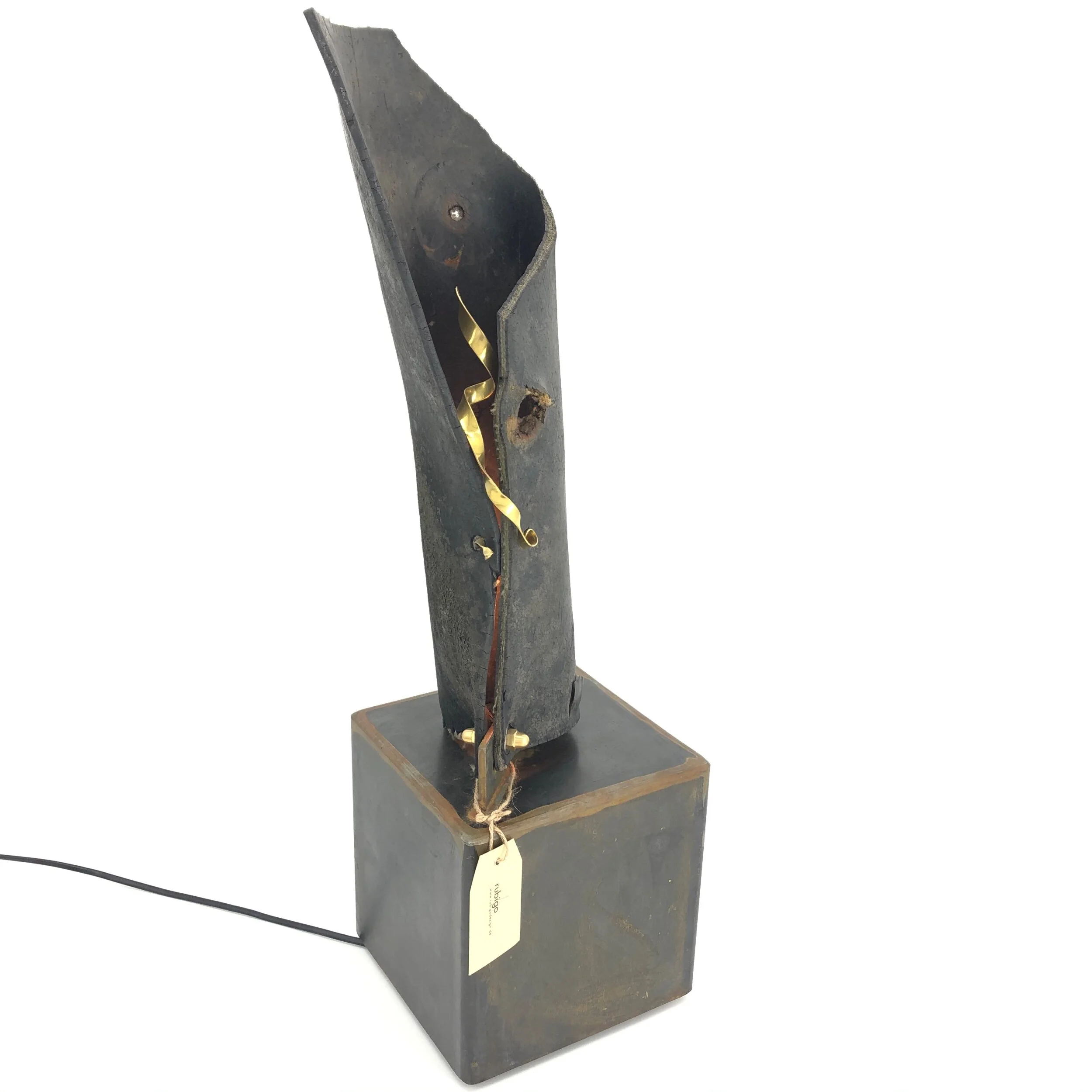 DE7EFB03-9D05-4521-895B-F170566824C3