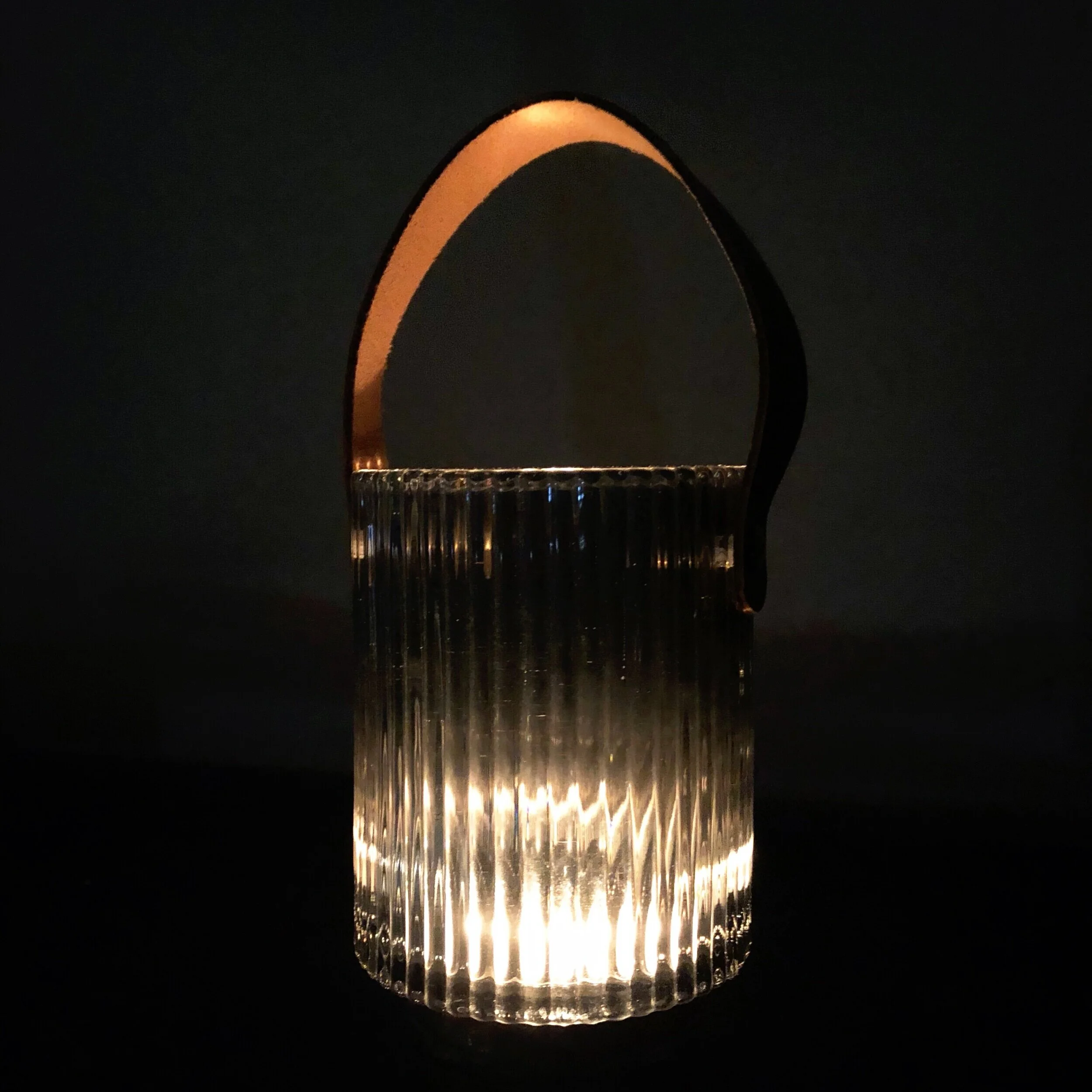 1C536D48-1125-4EBB-8527-EBED366DC406