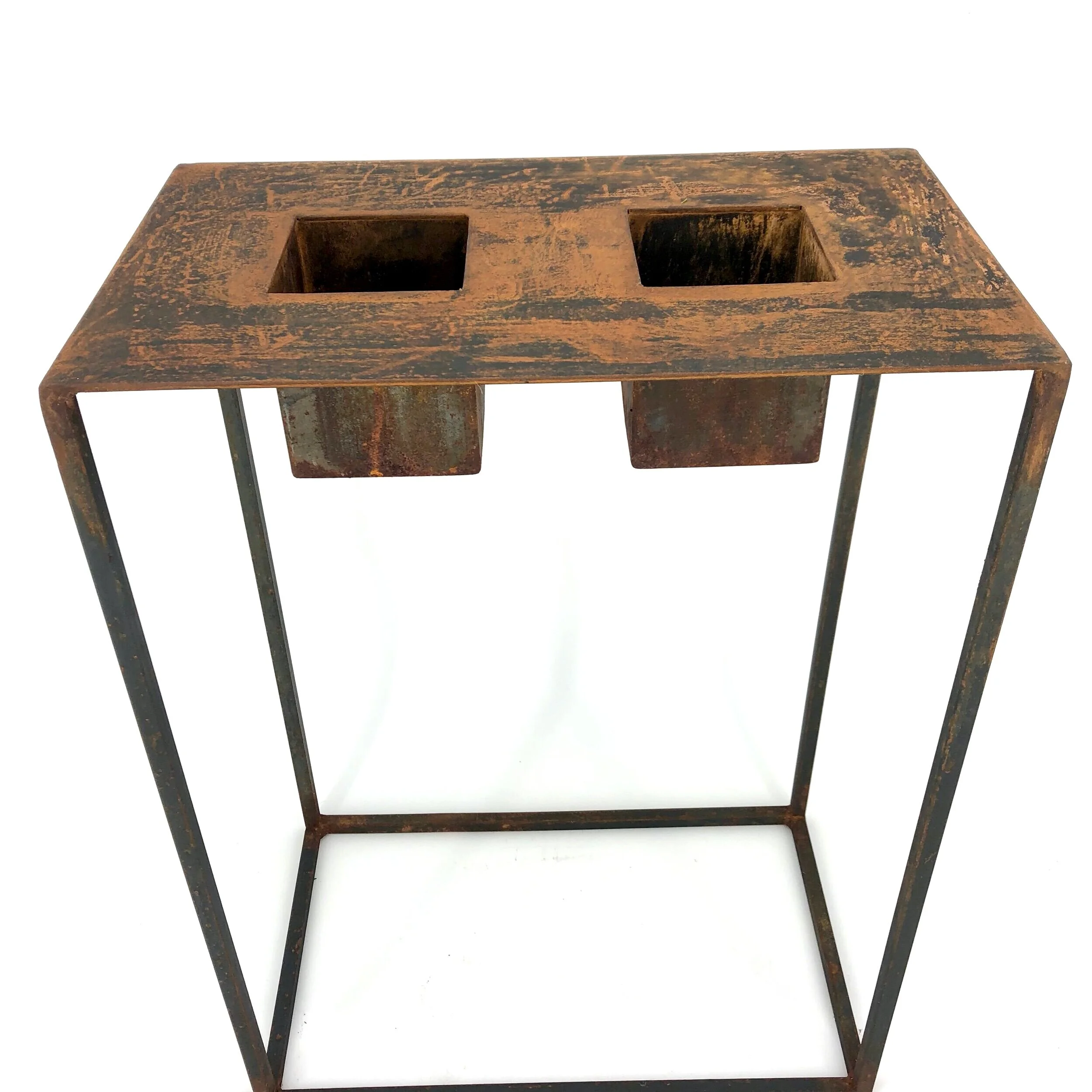 AFA3B640-120D-4BE8-AAD3-F0A46BEB0897