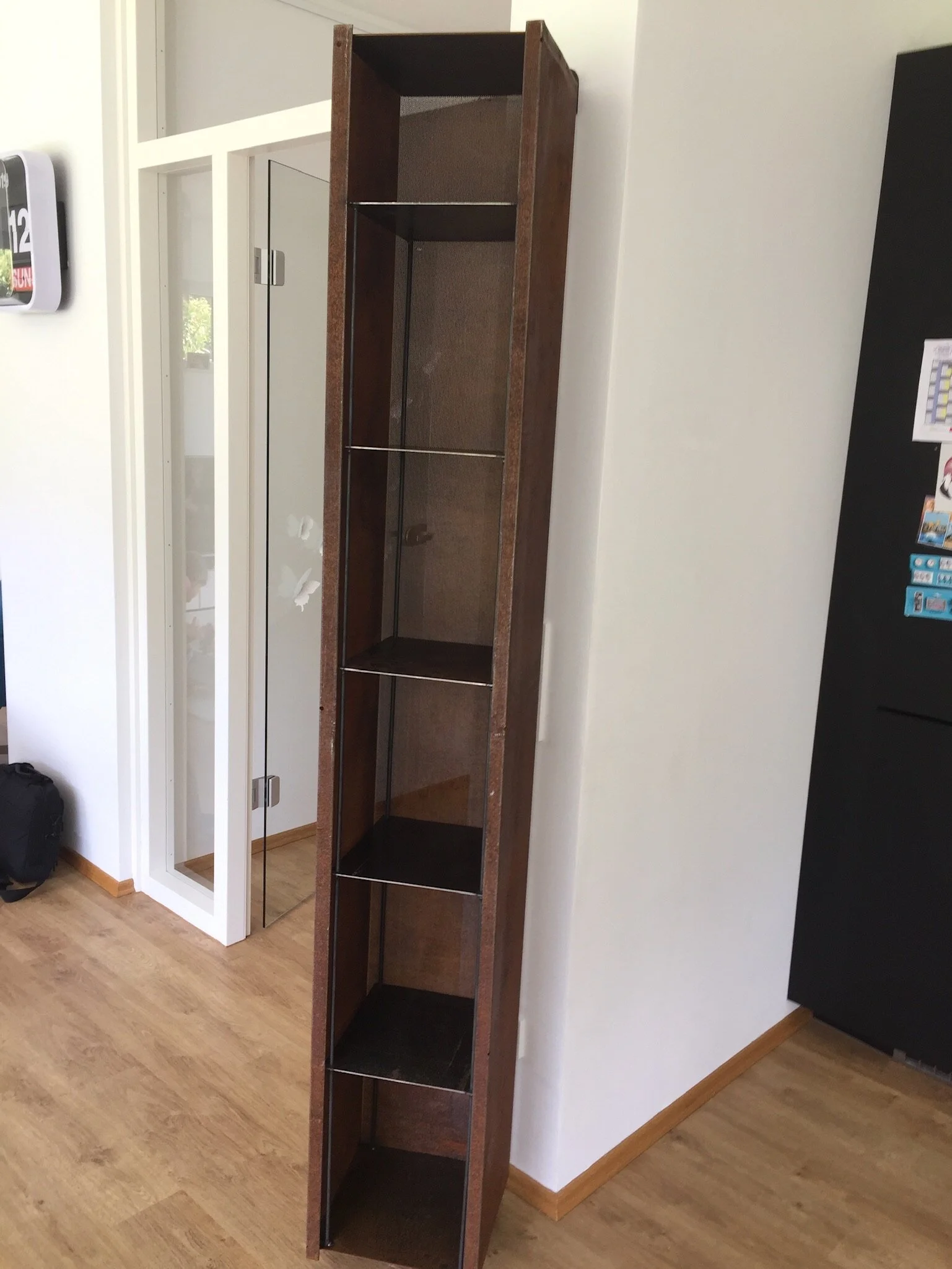 D277FF75-F942-4D5A-9542-539D47268FE9