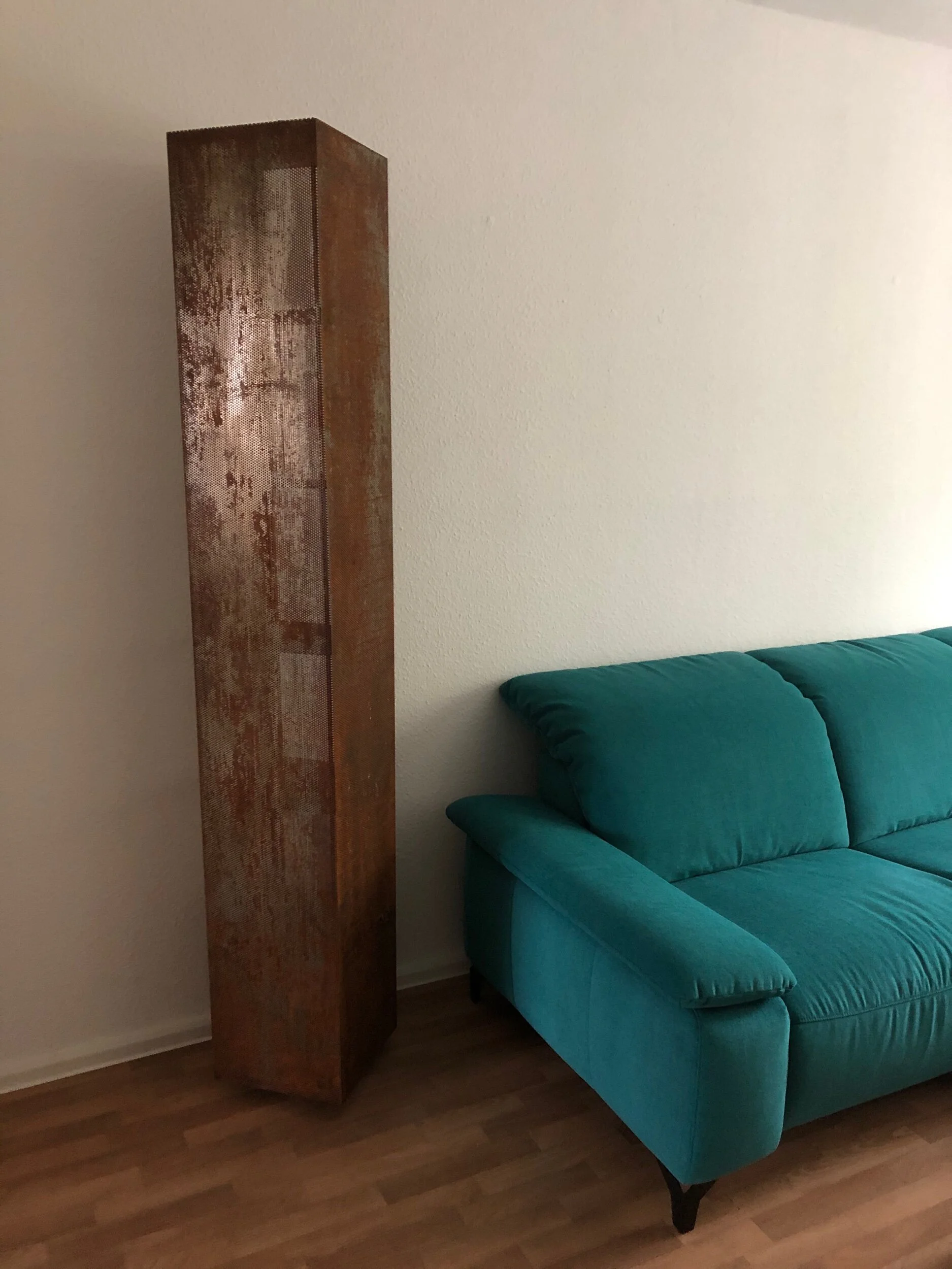 D86417B5-A1FF-4C49-A3B6-2CDDD3752689