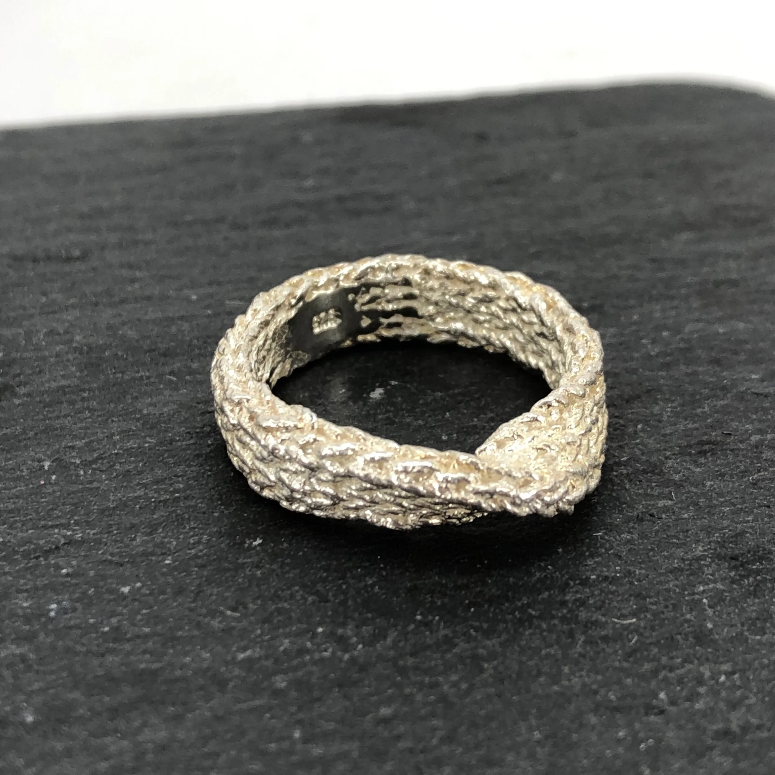 A723DEA9-C8C5-4779-ABFD-A287B7D81196