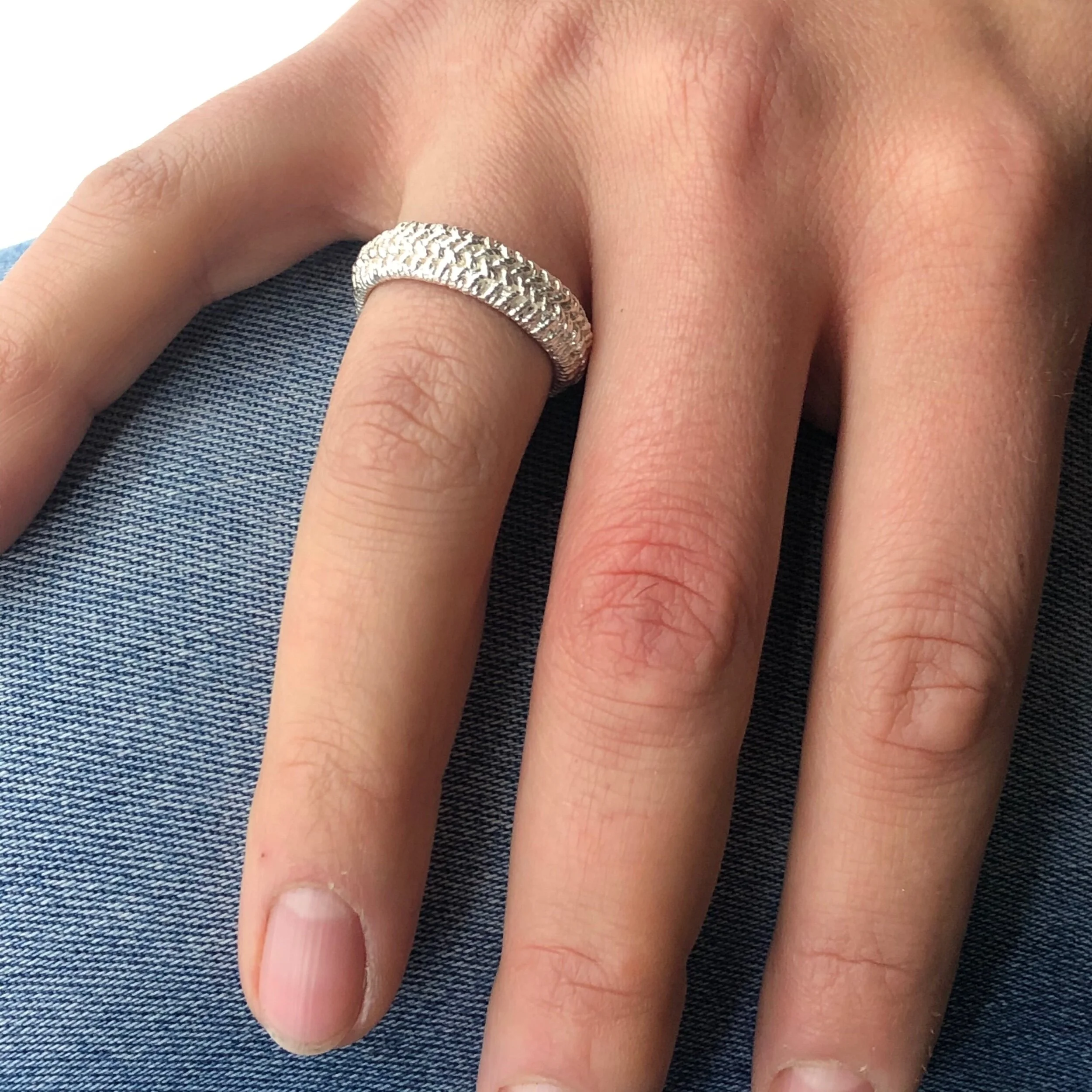 56525E9A-2479-4885-9607-D843746B2B0F