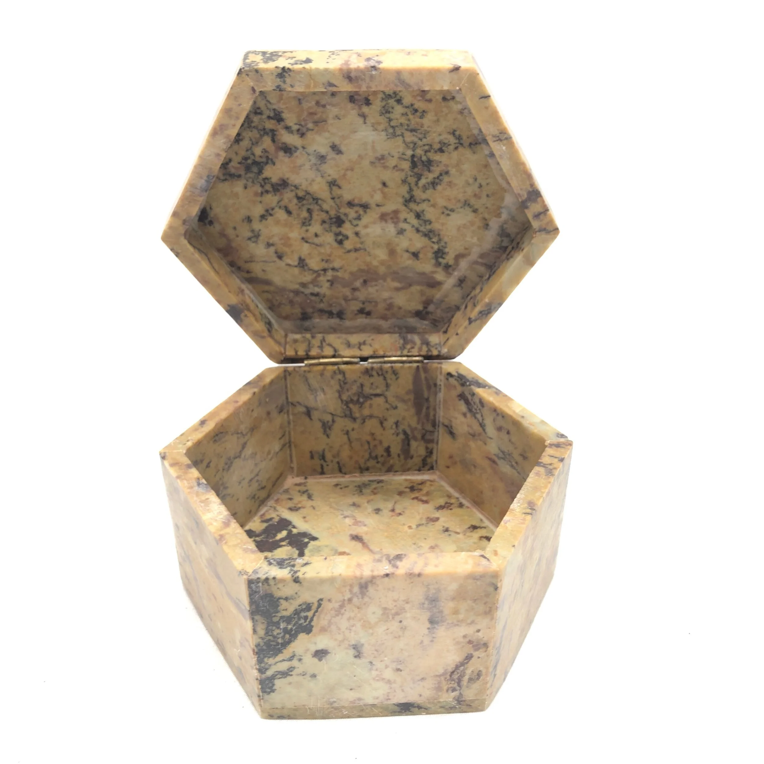 8D57B185-326C-4413-9CA7-FD74ACDD7A34