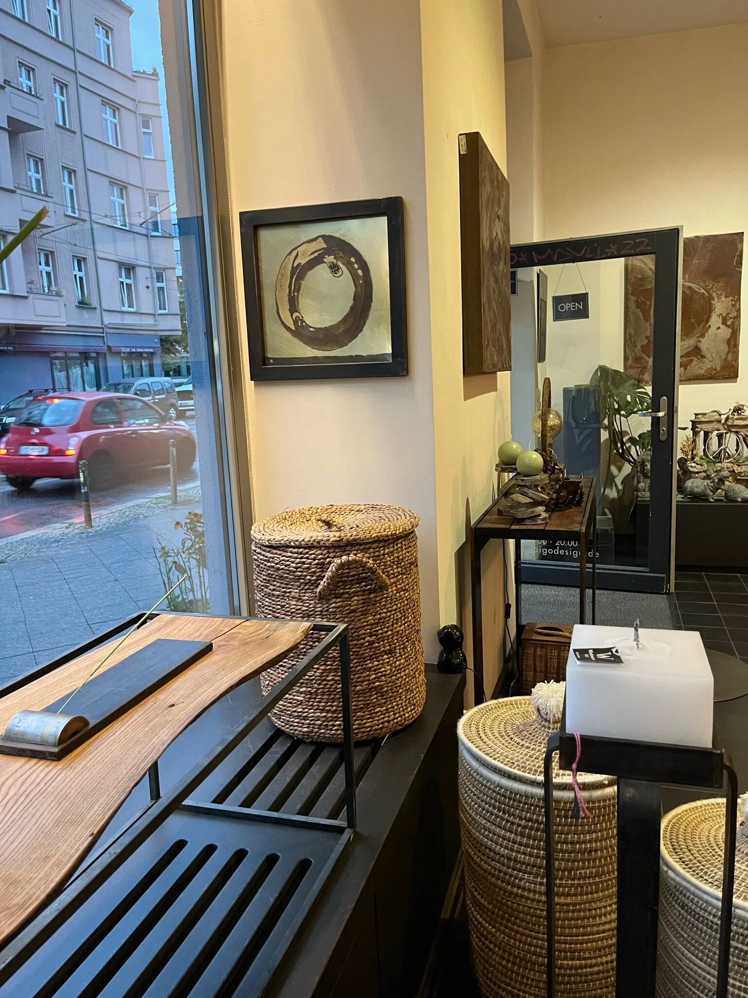 1FE1608D-105A-4593-9D0E-7CC8E81C97F8