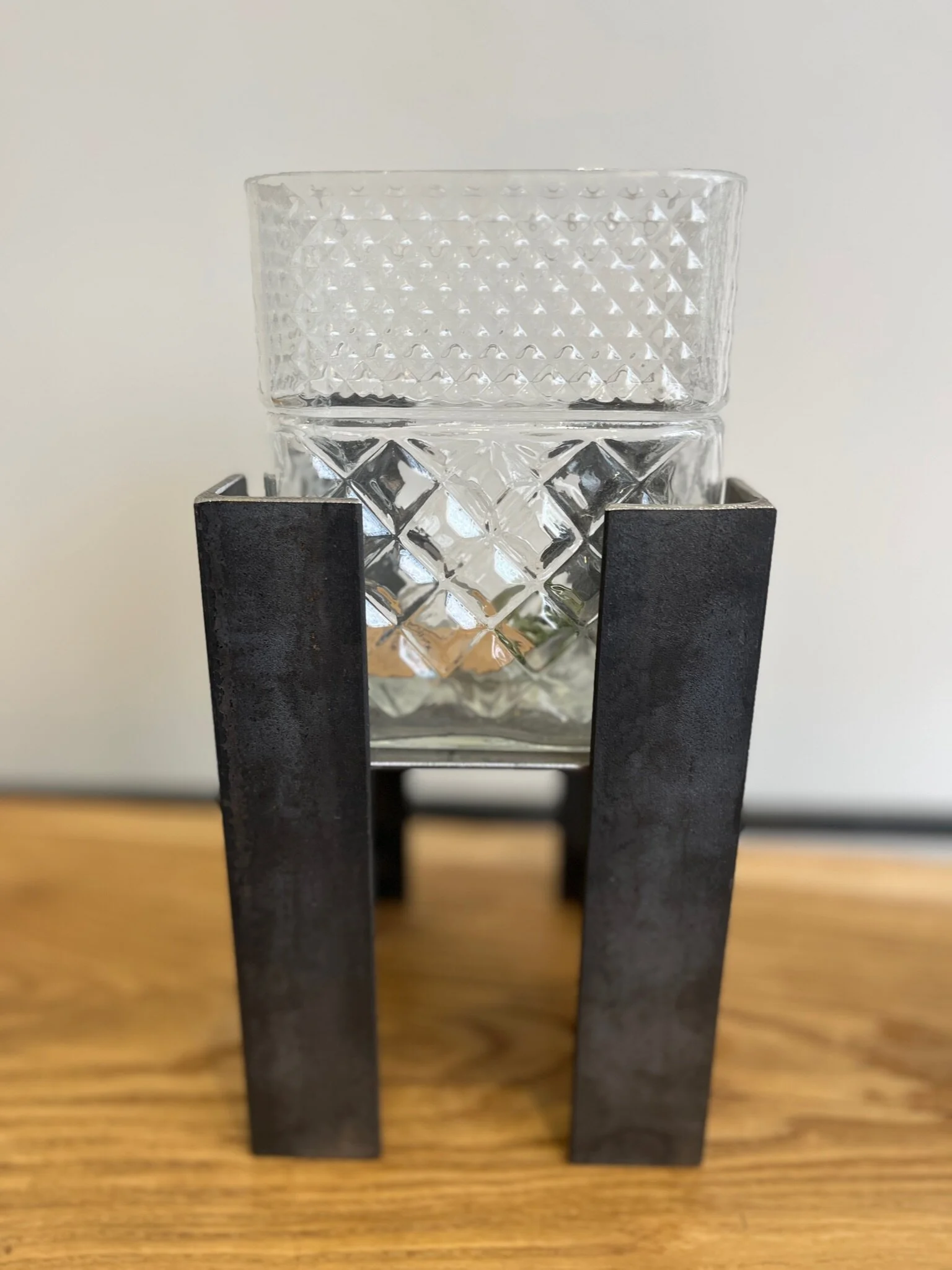 F542F44A-FFCC-4C2D-BE86-AC6F84E29175