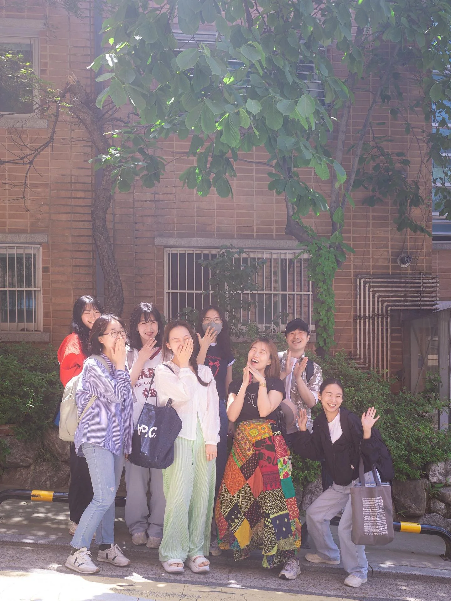 🎞️6월의 아름다운 인사이더님들과 함께 🌳 👩🏼&zwj;🤝&zwj;👩🏻👩🏼&zwj;🤝&zwj;👩🏻👩🏼&zwj;🤝&zwj;👩🏻👩🏼&zwj;🤝&zwj;👩🏻👫🏻🪽✨
차곡차곡 추억을 쌓아가고 있는 i LOVE PLAYS 💎
너무 소중해요! 
👉🏻 💖 👈🏻

📸올리지 않을 수 없는 예쁜 사진 남겨주신 @june28th 인사이더님, 감사합니다 🫂

DREAMA loves you!
