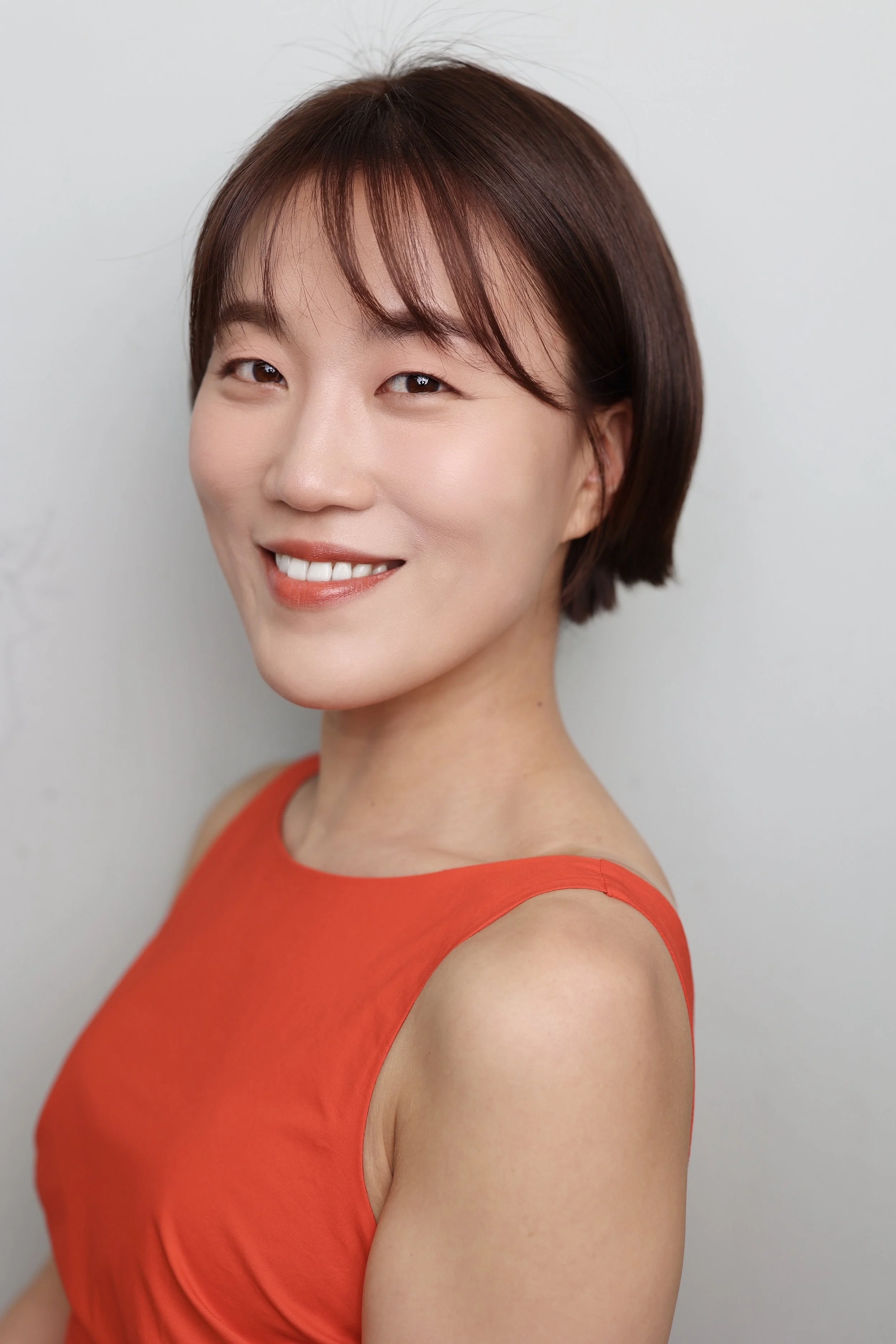 EJL_Headshots_New_11.jpg