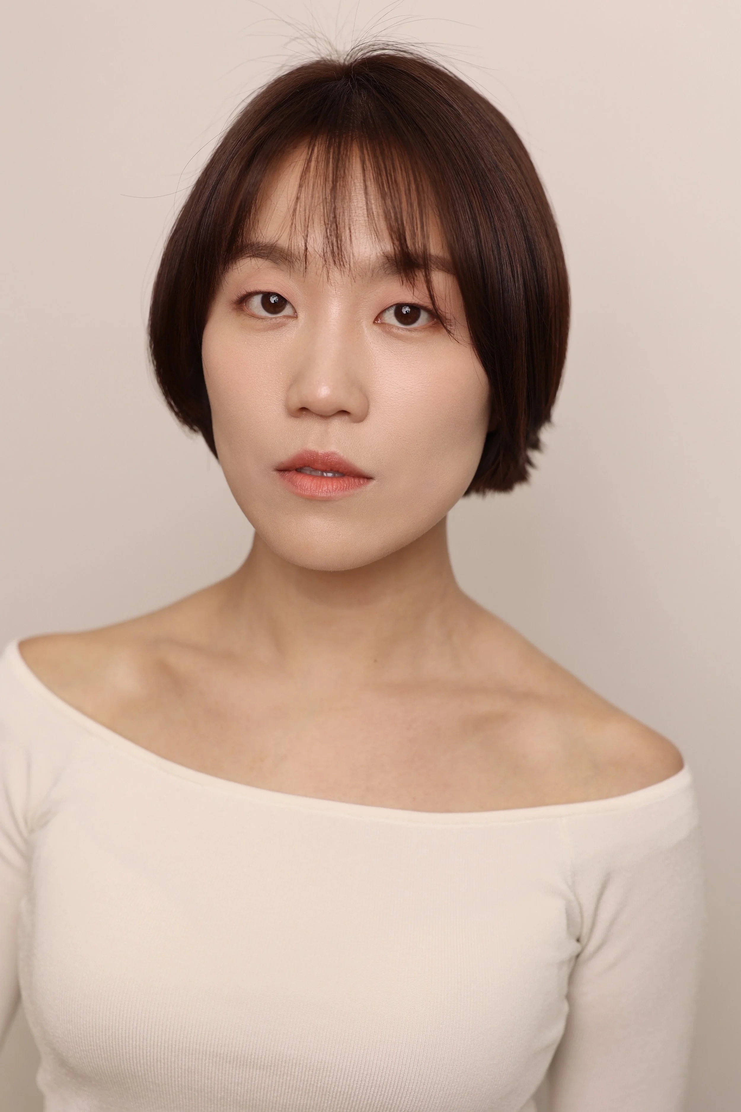 EJL_Headshots_New_5.jpg