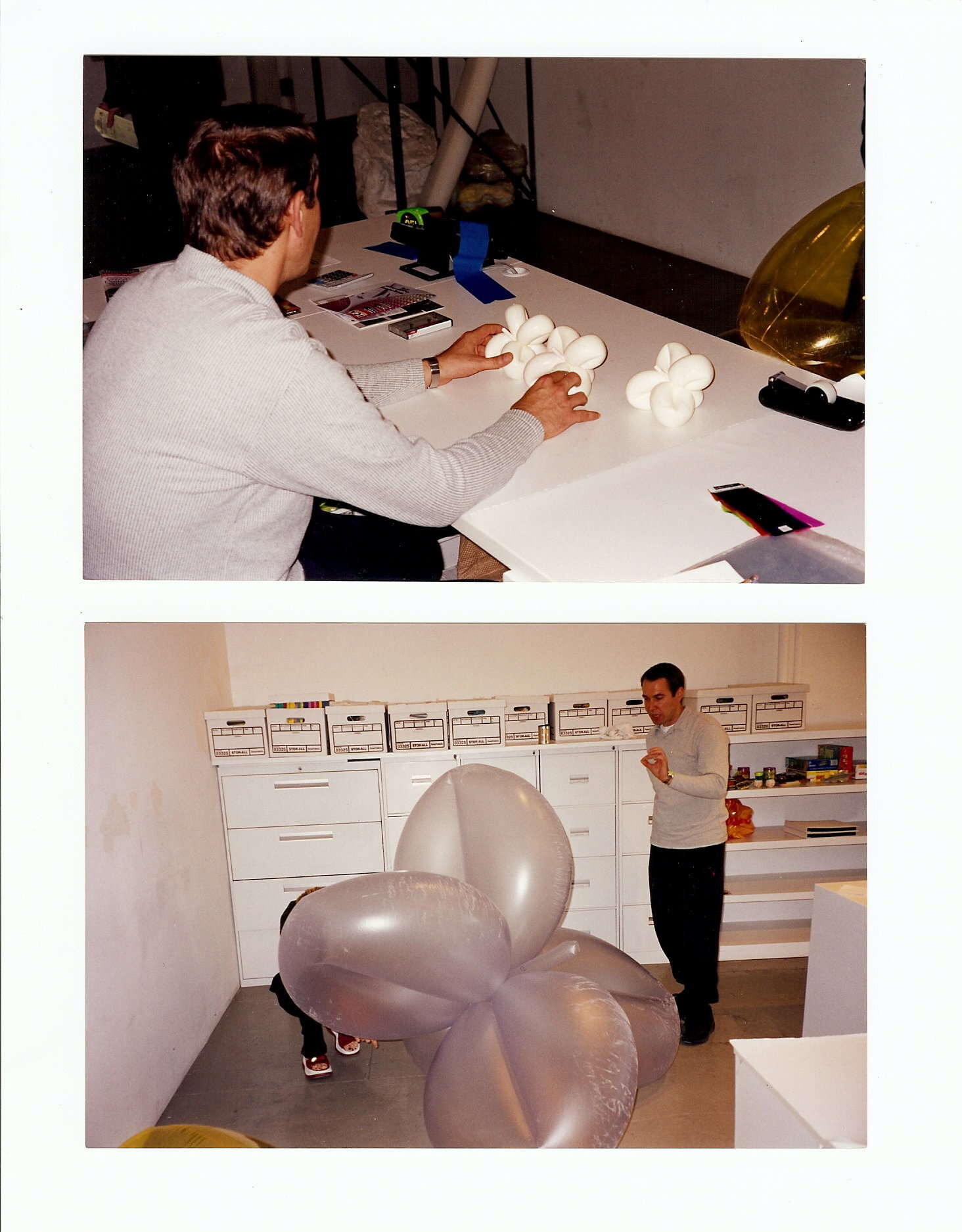 Koons-jeff-photos-with-small-model-prototype-50.jpg