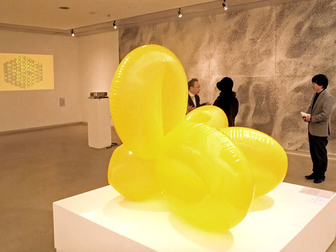 27-diana-thater-jeff-koons-felix-gonzalez-torres_6376920623_o.jpg