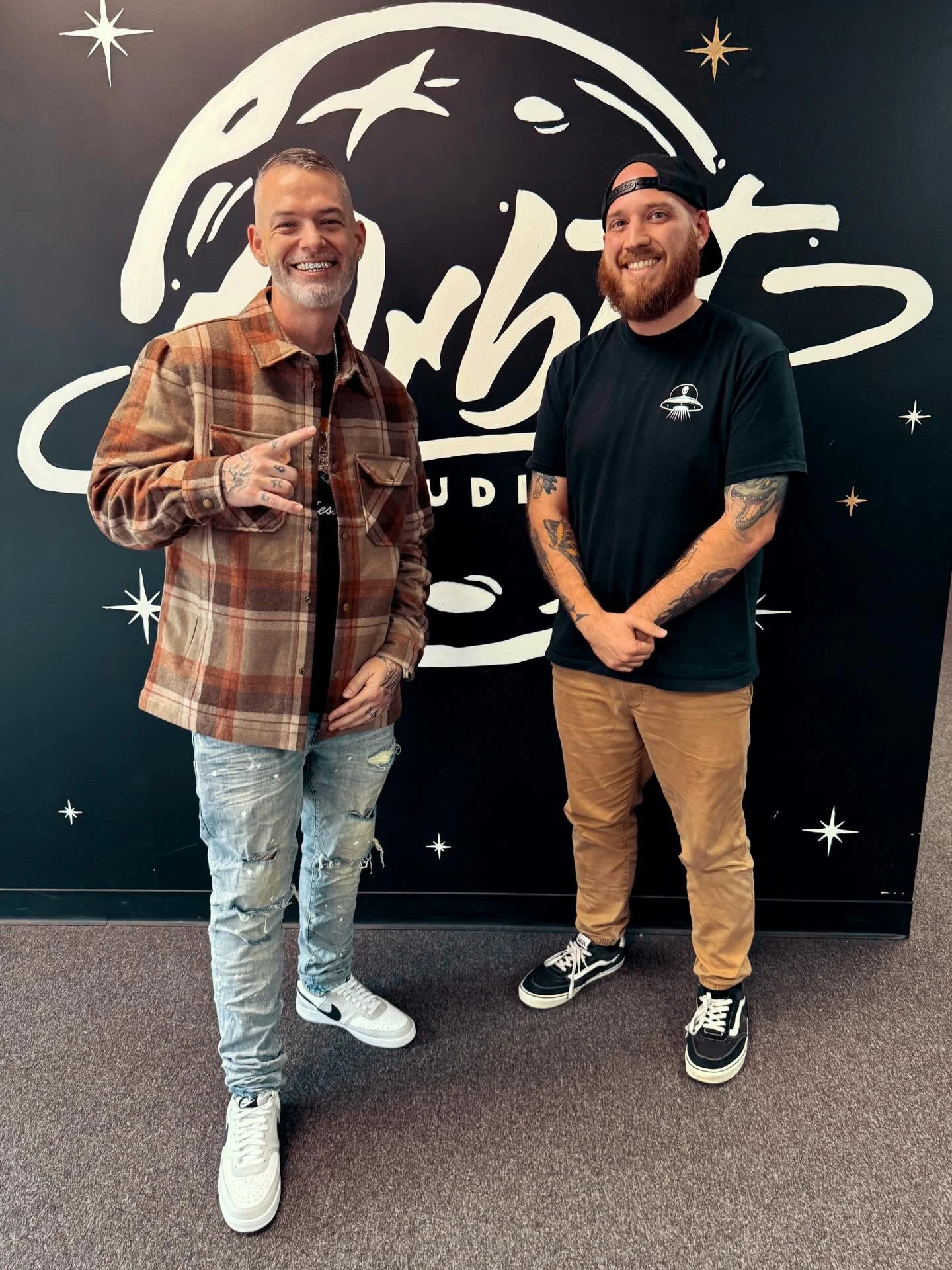 The people&rsquo;s champ stopped by the studio! 🪐
@paulwallbaby 
📍@orbitstudioshtx