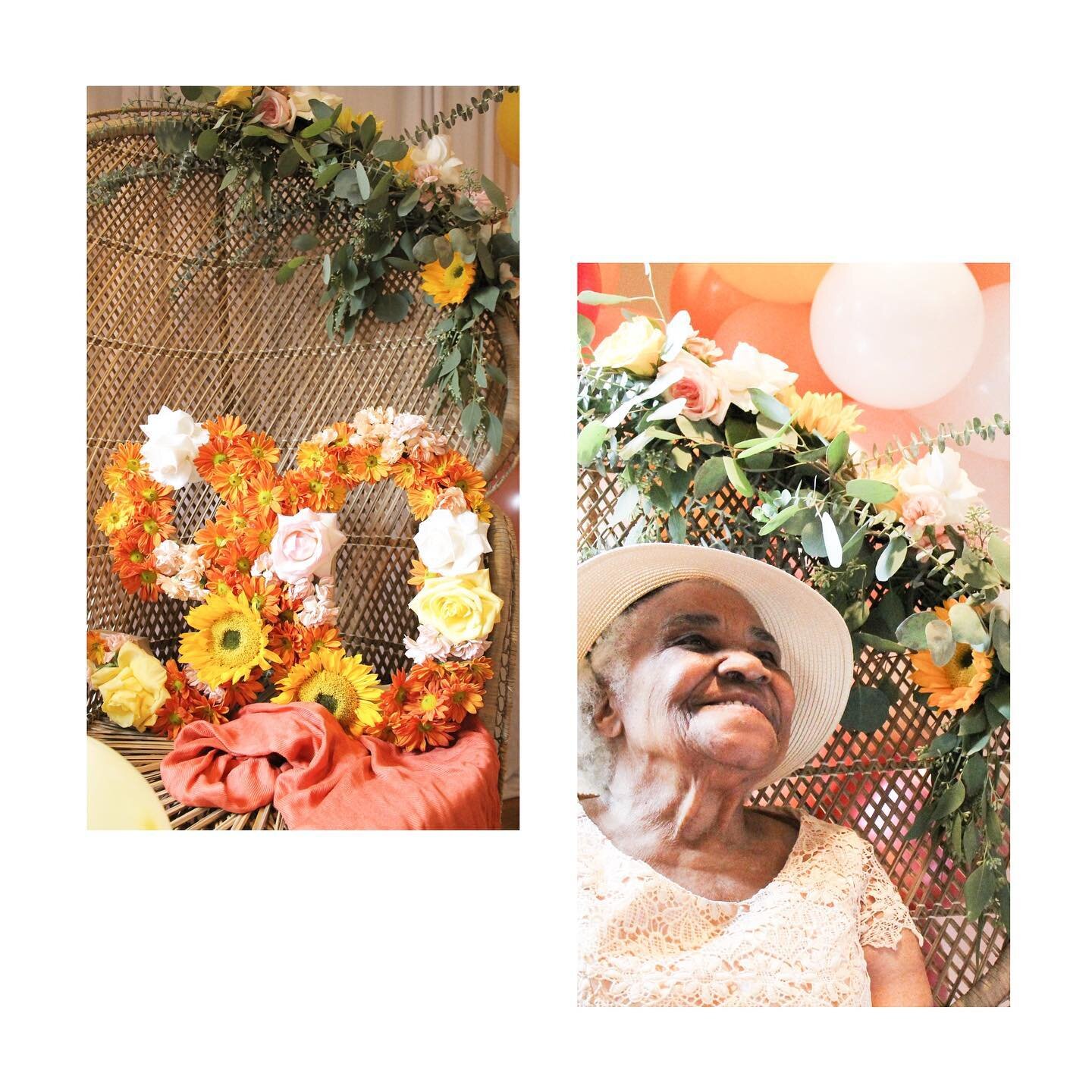 Preview of tomorrow&rsquo;s blog post 🌻

A special 90th birthday and the amazing woman who celebrated it ✨

flowers &amp; photography @jaqiesevents 
&bull;
&bull;
&bull;
&bull;
&bull;
#blogger #momblogger #eventblog #birthday #90yearsold #90thbirthd