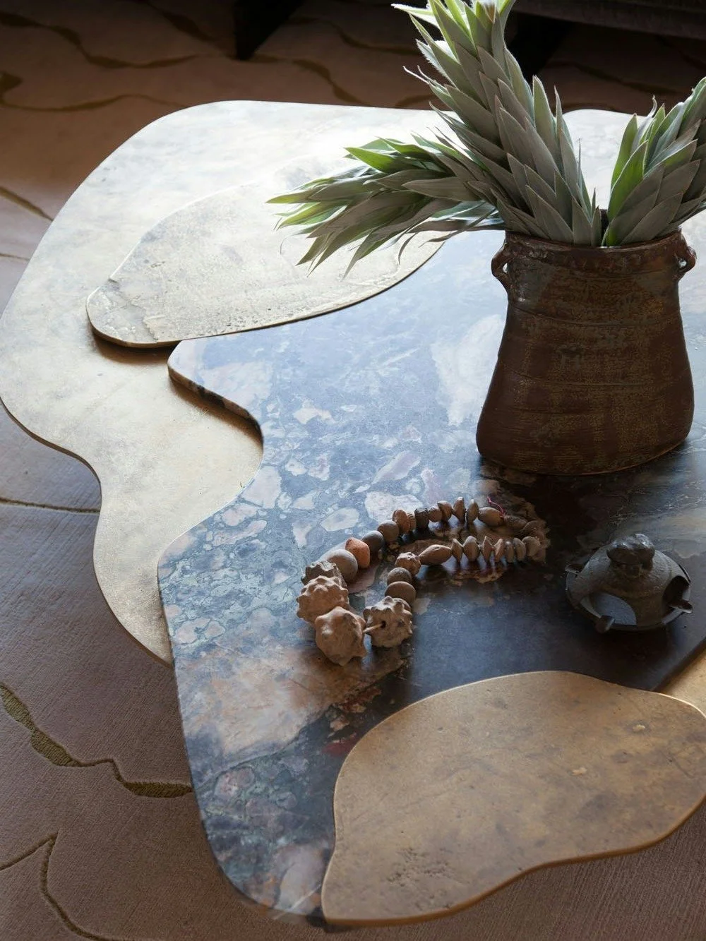 Every room is different. The level of care never is. Every detail earns its place.

Architecture: @miroriveraarch
Builder: @jpinnellicompany
Photographer: @ryann_ford
Stylist: @adamfortner

#LuxuryInteriors #BespokeDesign #CustomResidence #DesignInsp