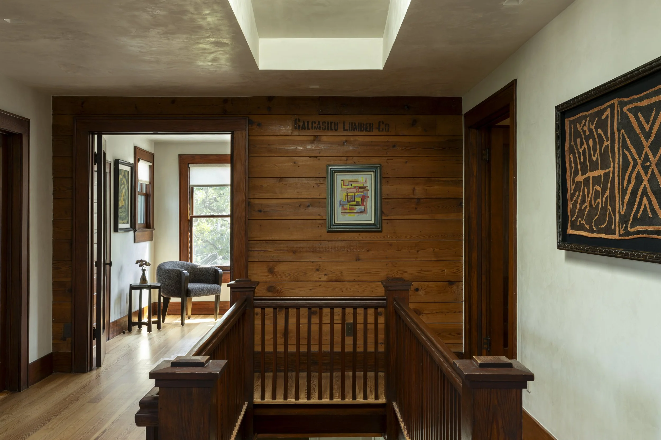 17. W9 Upstairs Landing.jpg