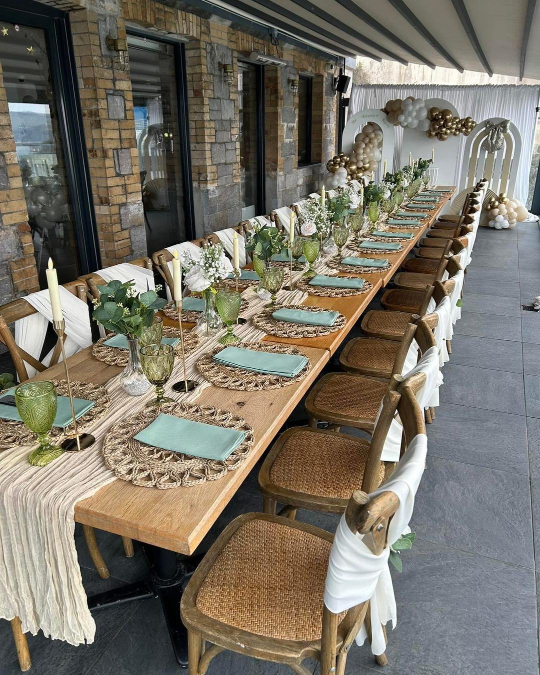 🫖 Afternoon Tea & Baby Shower Bliss at Pier One🎀
Celebrate life’s sweetest moments with our charming Afternoon Tea Buffet – perfect for baby showers, bridal parties, or a classy catch-up with friends! 💐
✨ What’s included:
🍰