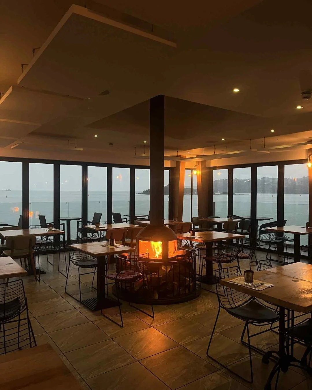 With the colder weather creeping in, why not warm up beside our blazing fire?
Take shelter in our glass-fronted pavilion restaurant, the perfect spot to stay cozy and enjoy a delicious meal.