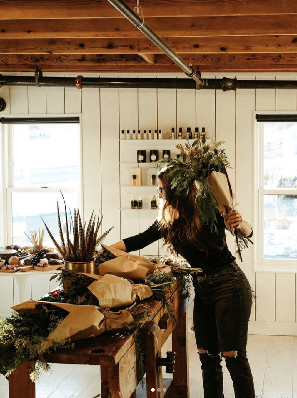 Deck the Halls + Table this Holiday Season