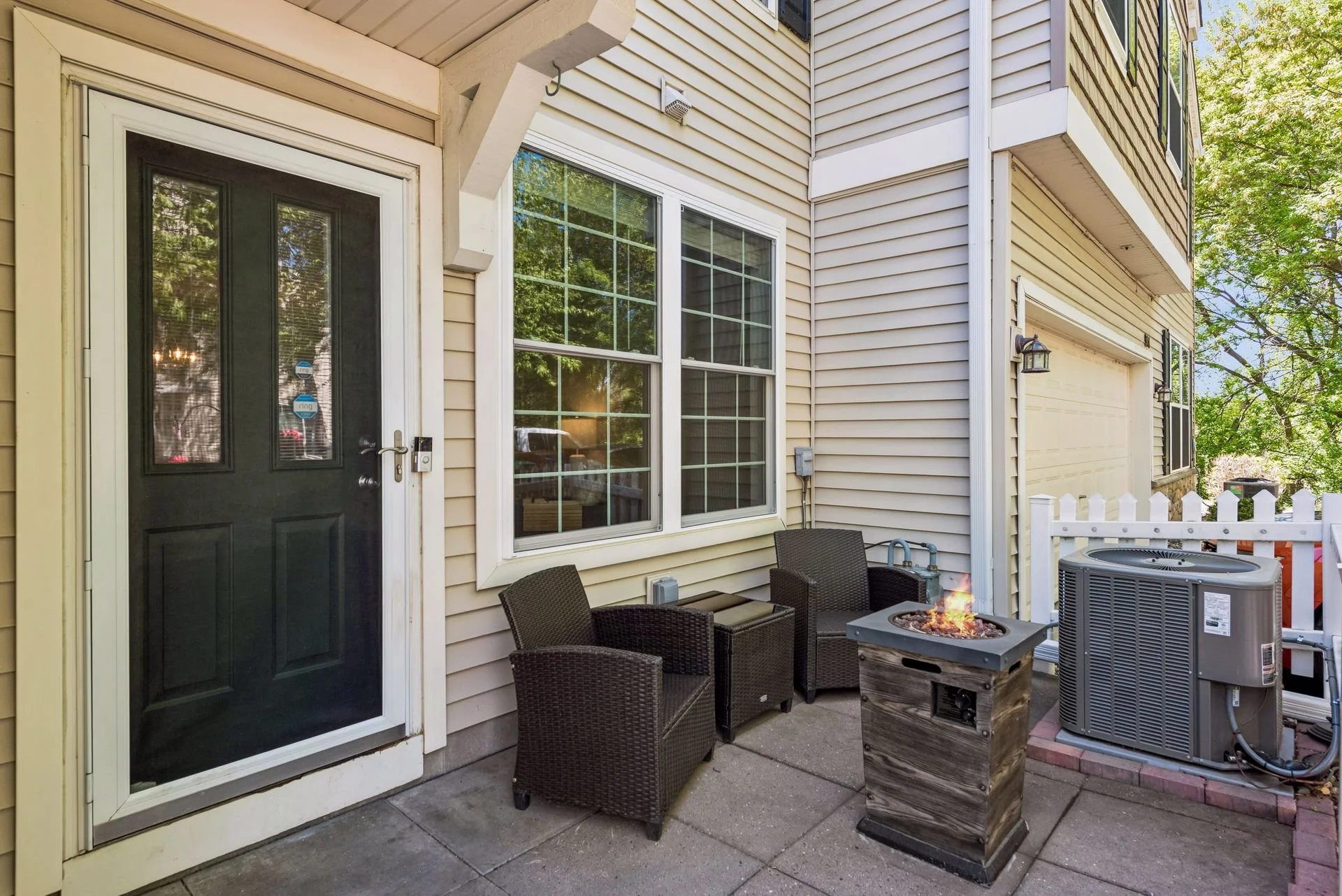 849 Braunworth Court, Chaska, MN 55318