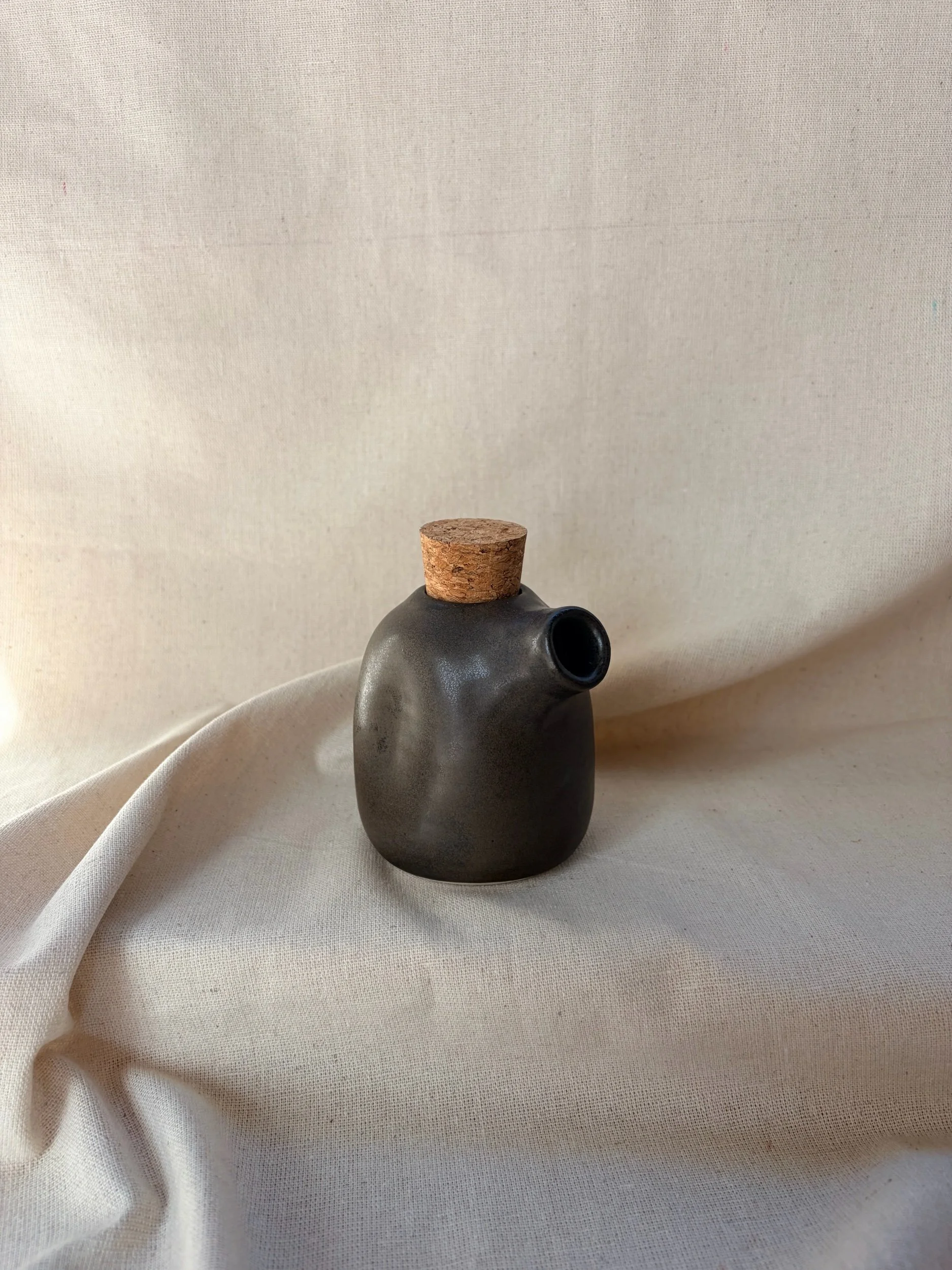 Coffee // Sauce Pourer