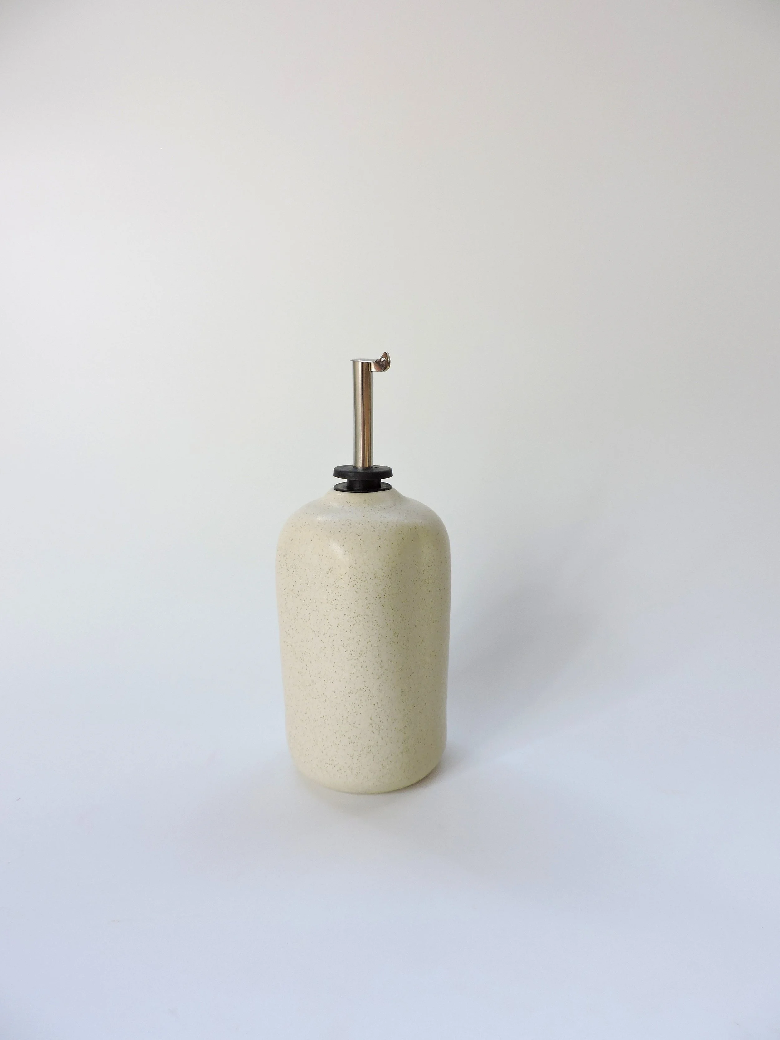 Oat // Oil Pourer