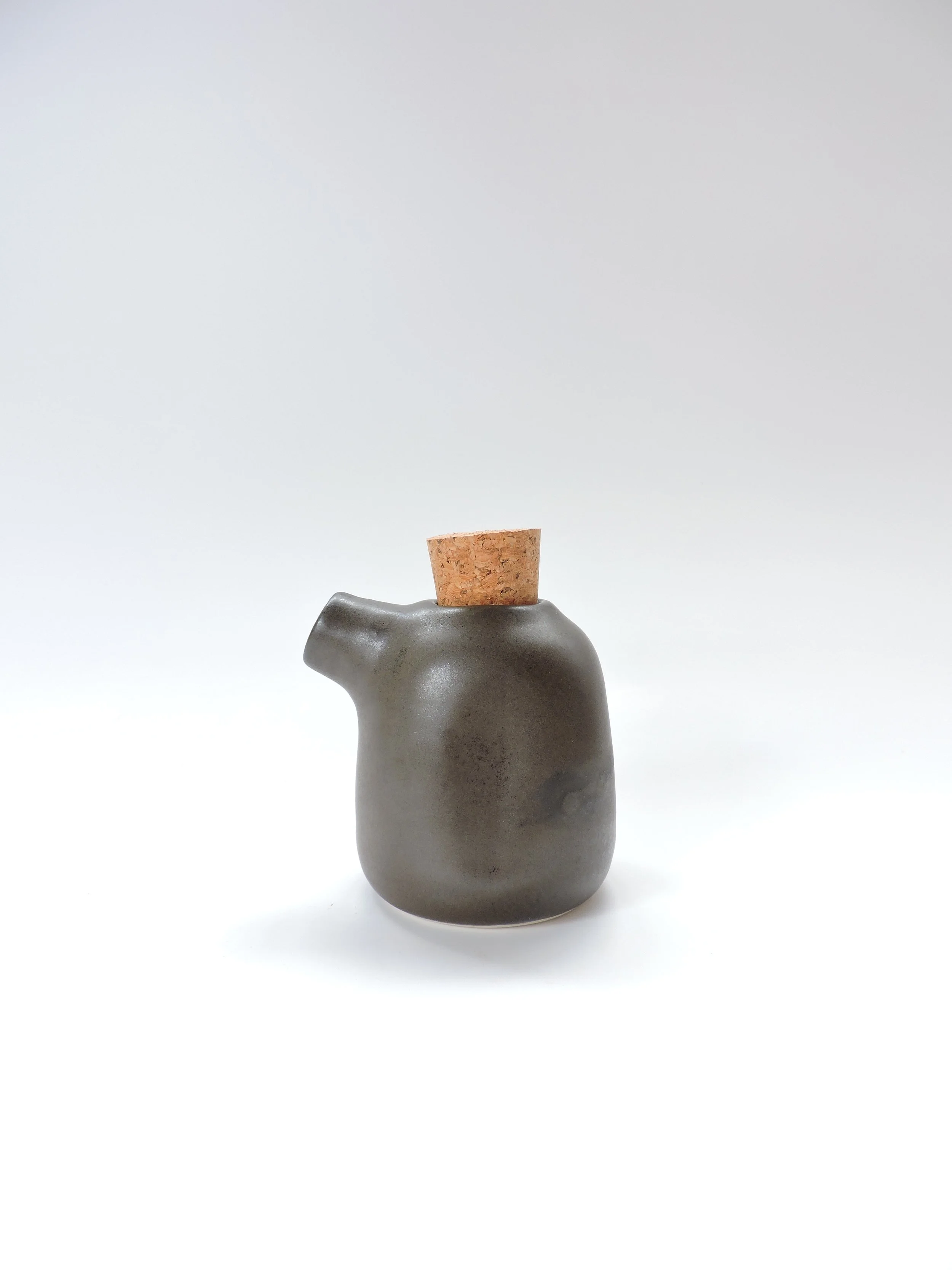 Cocoa // Sauce Pourer